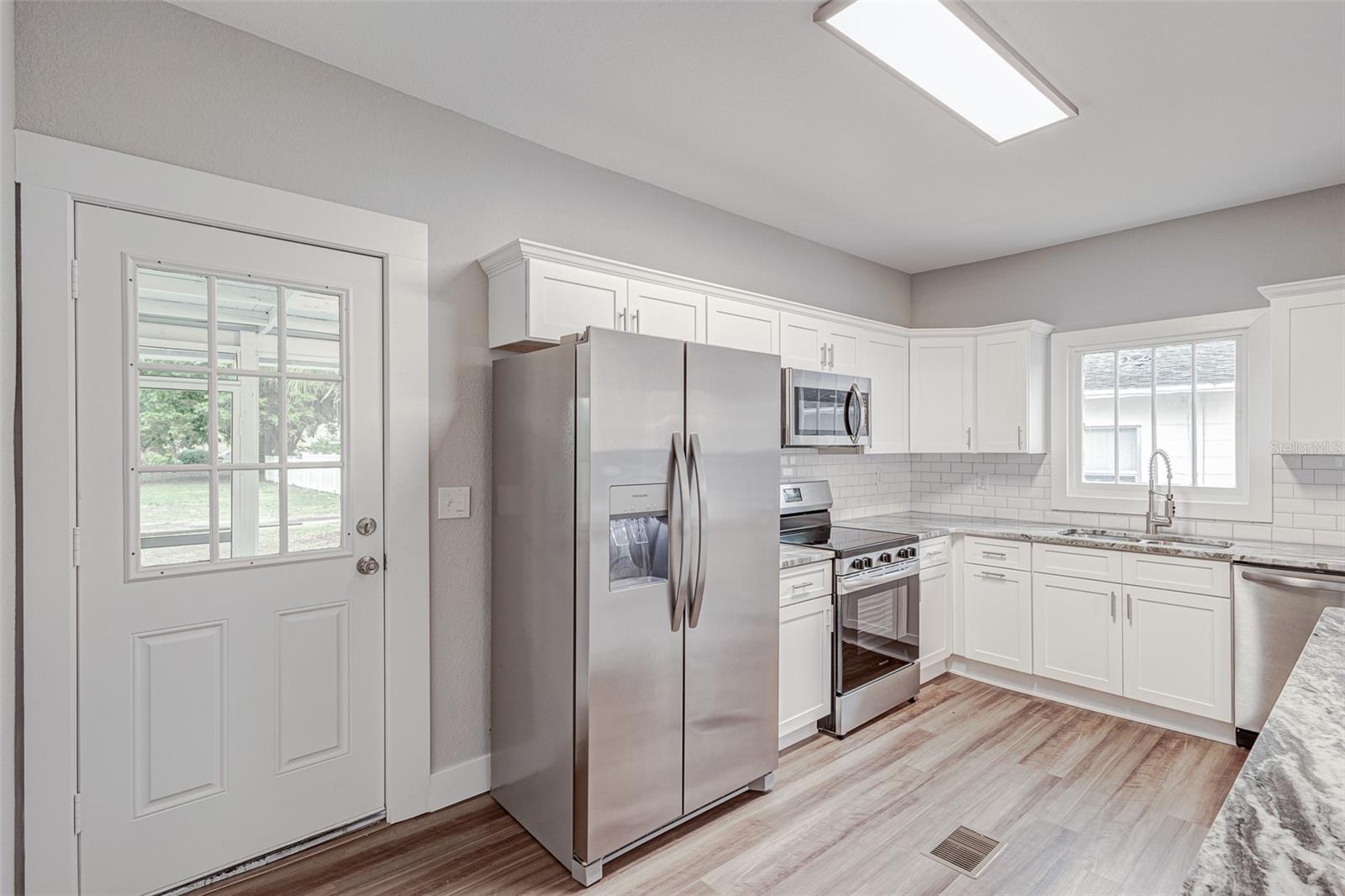 653 AVENUE A SW, WINTER HAVEN, FL, 33880