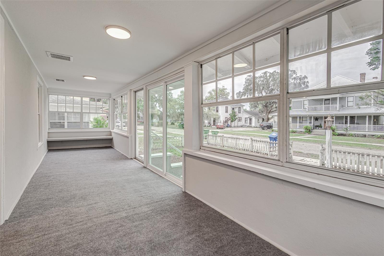 653 AVENUE A SW, WINTER HAVEN, FL, 33880