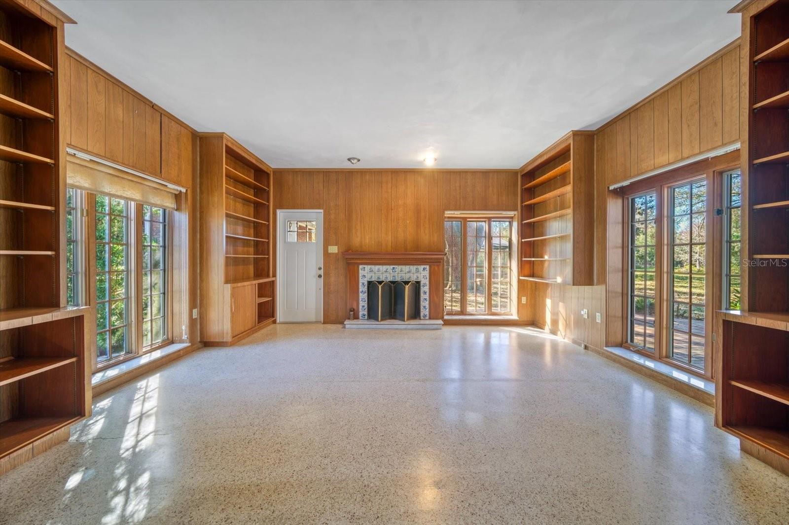 2850 SUNSTREAM LN, CLEARWATER, FL, 33759