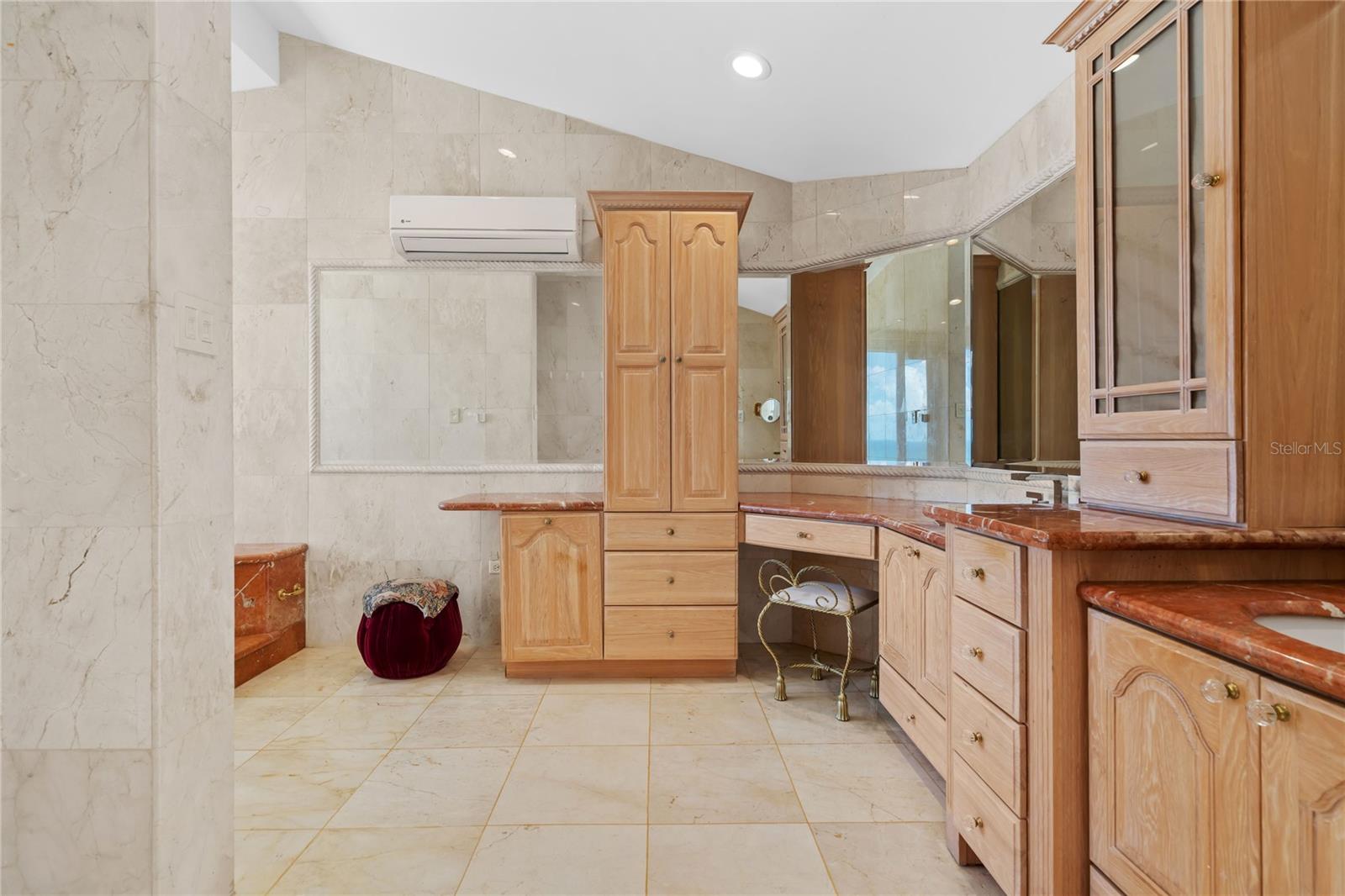 PR9105079 Property Photo