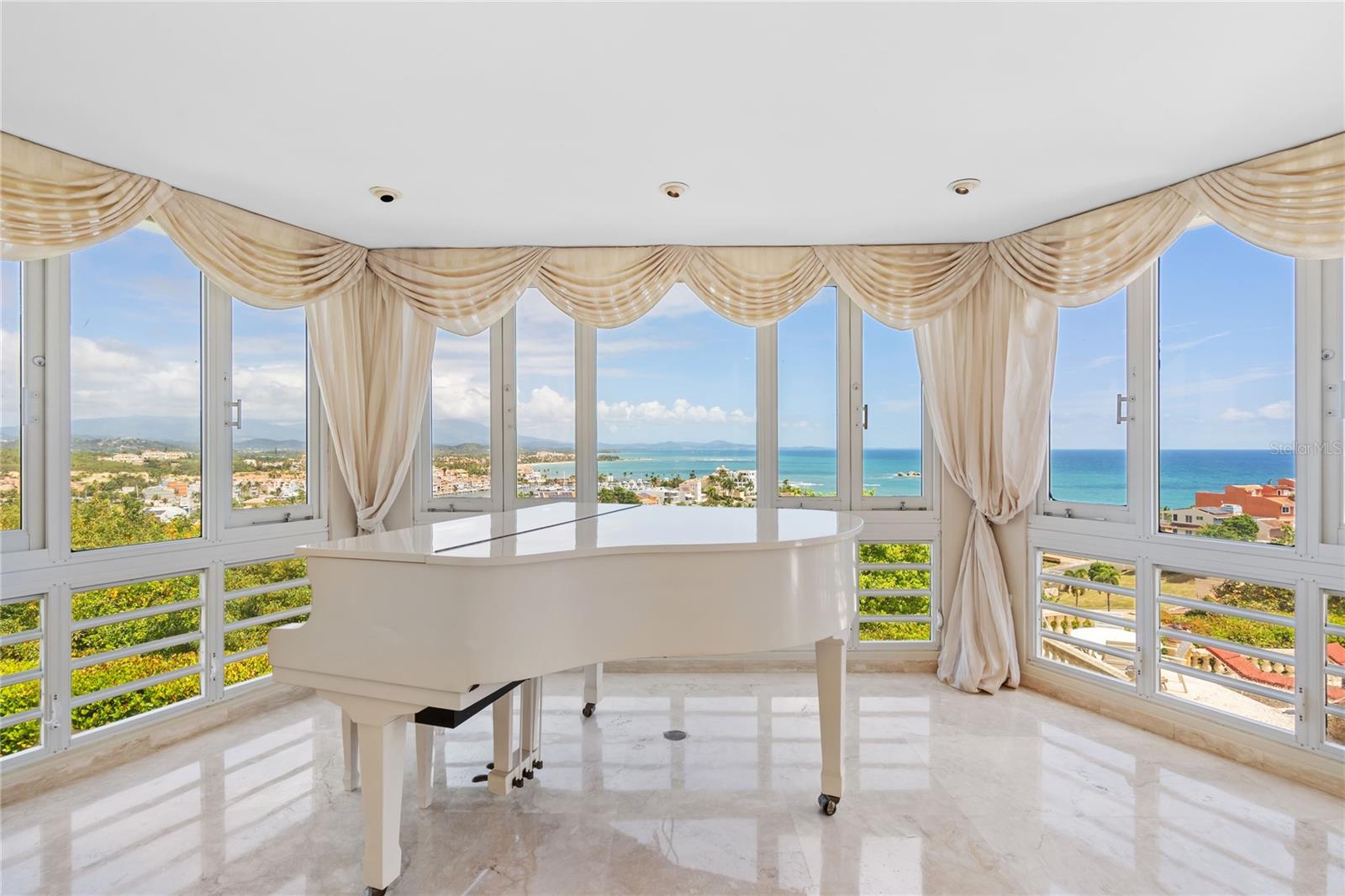 PR9105079 Property Photo