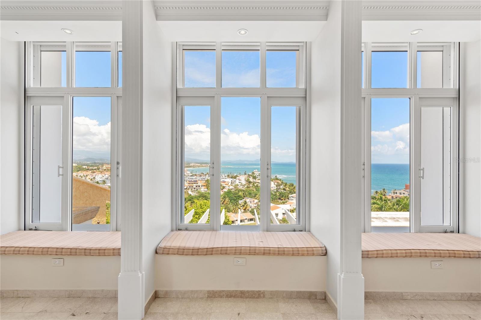 PR9105079 Property Photo