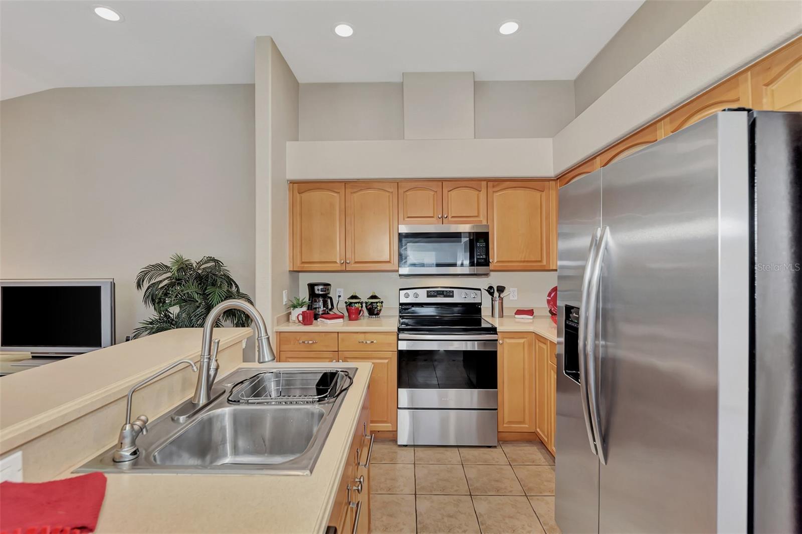 1113 TOPELIS DR, ENGLEWOOD, FL, 34223