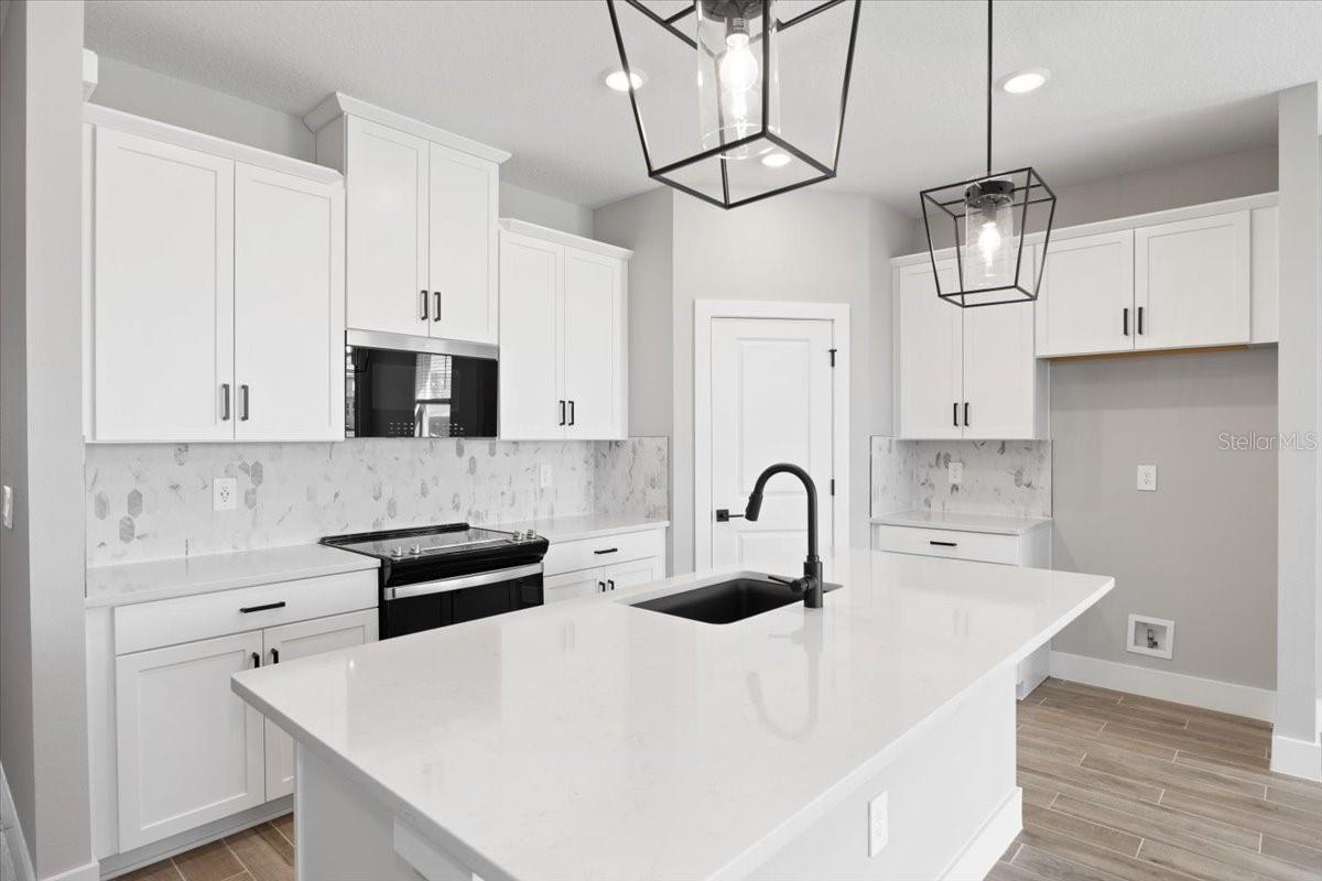 507 SUN CHASER DR, NOKOMIS, FL, 34275