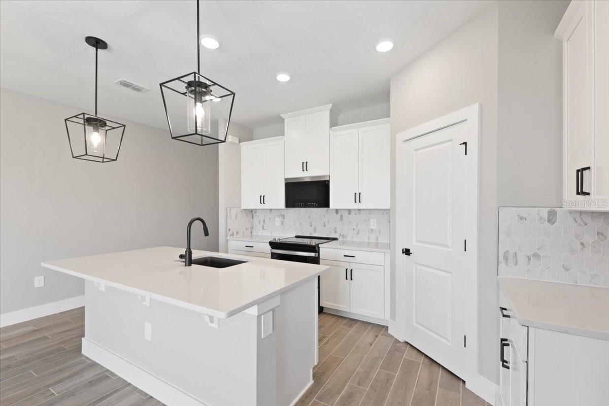 507 SUN CHASER DR, NOKOMIS, FL, 34275