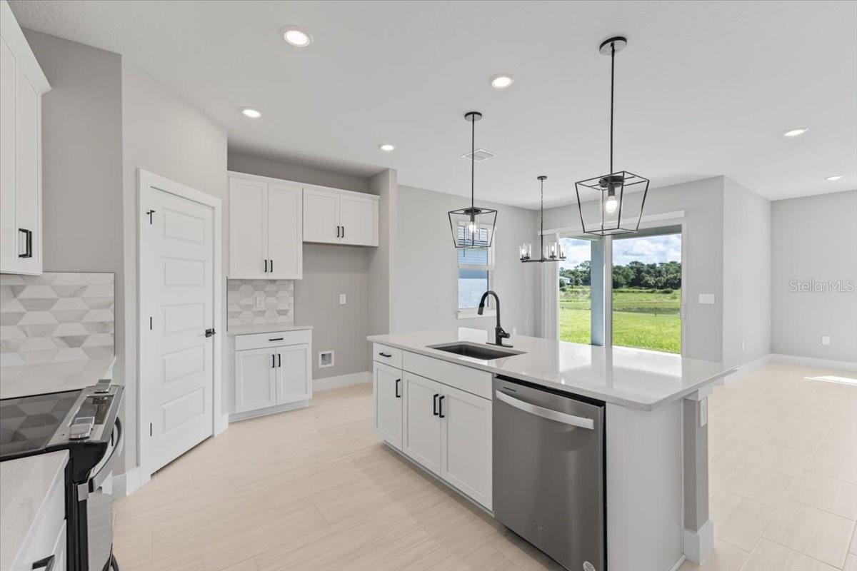 522 SUN CHASER DR, NOKOMIS, FL, 34275