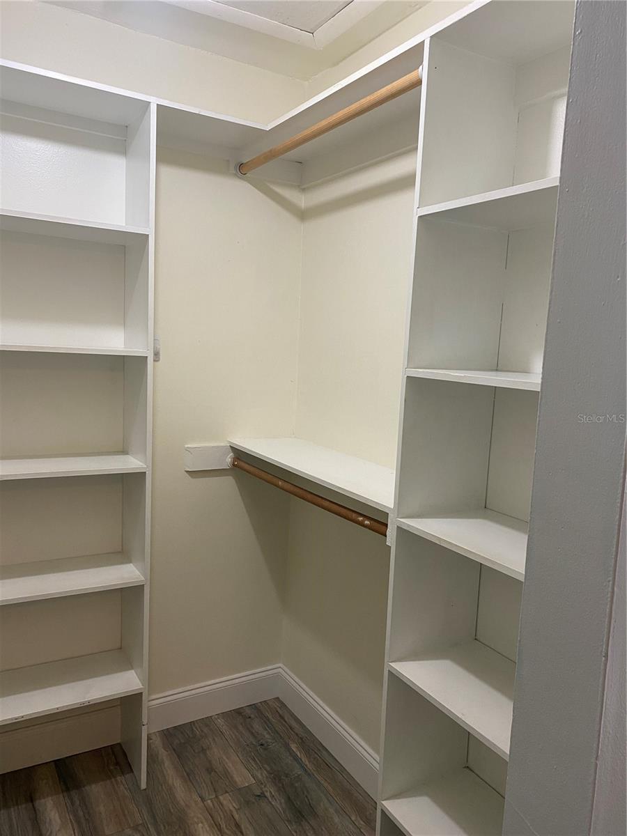 100 E KENTUCKY AVE #H105, DELAND, FL, 32724