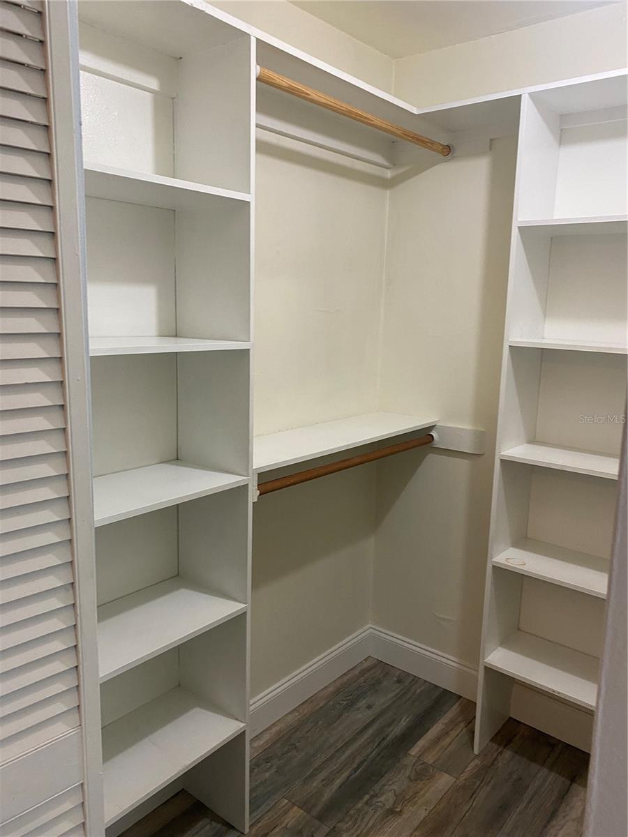 100 E KENTUCKY AVE #H105, DELAND, FL, 32724