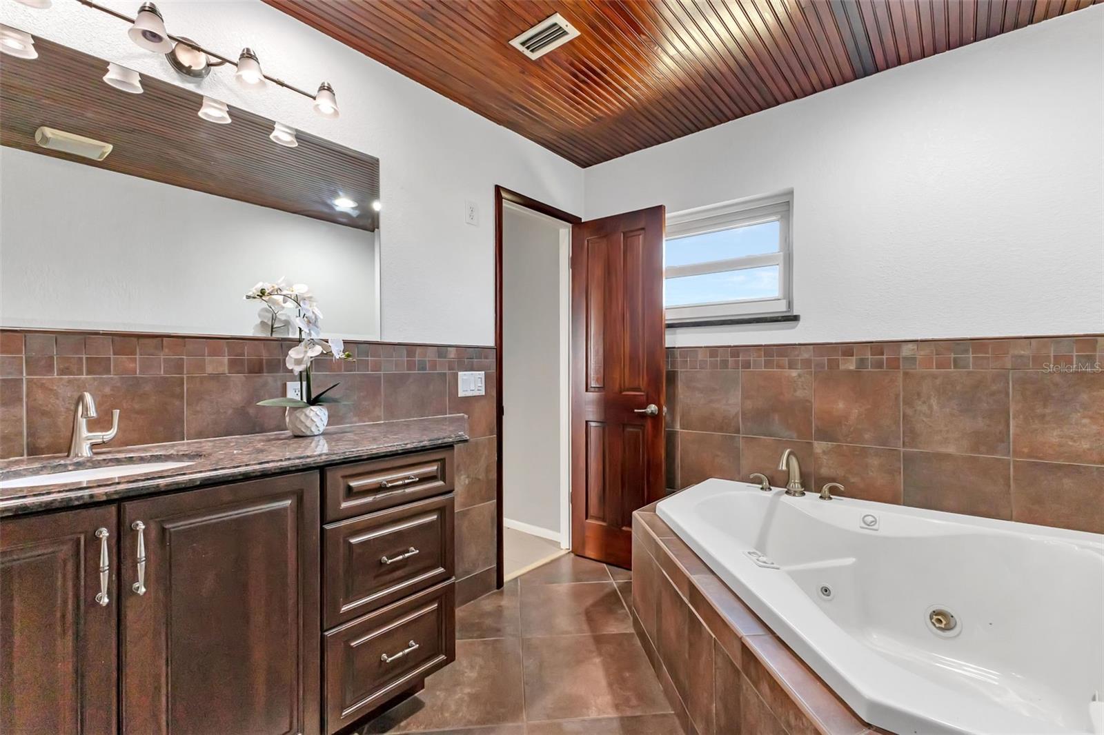 155 MORGAN LN SE, PORT CHARLOTTE, FL, 33952