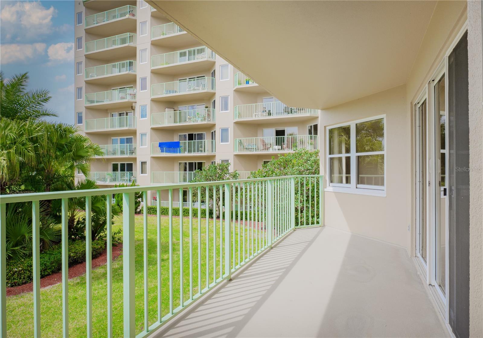 4 OCEANS WEST BLVD #202D, DAYTONA BEACH SHORES, FL, 32118