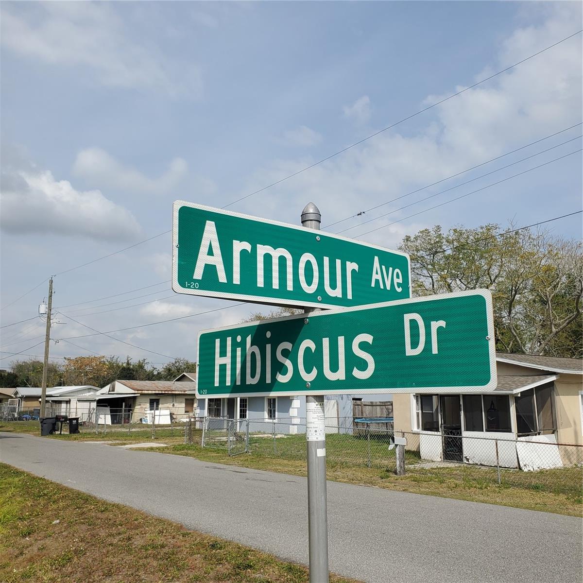 320 ARMOUR AVE, AUBURNDALE, FL, 33823