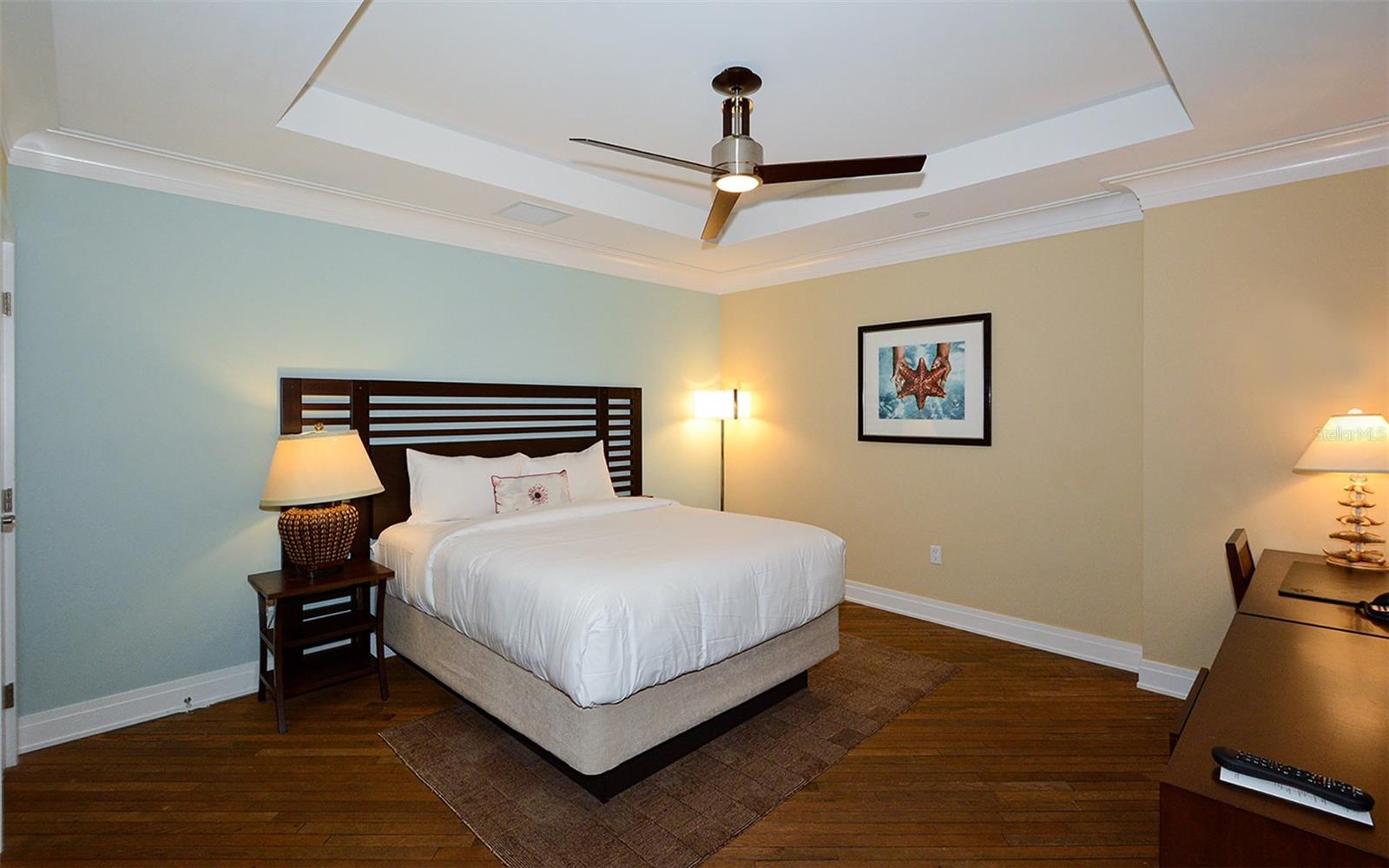 915 SEASIDE DR #511, Weeks 2-3, SARASOTA, FL, 34242