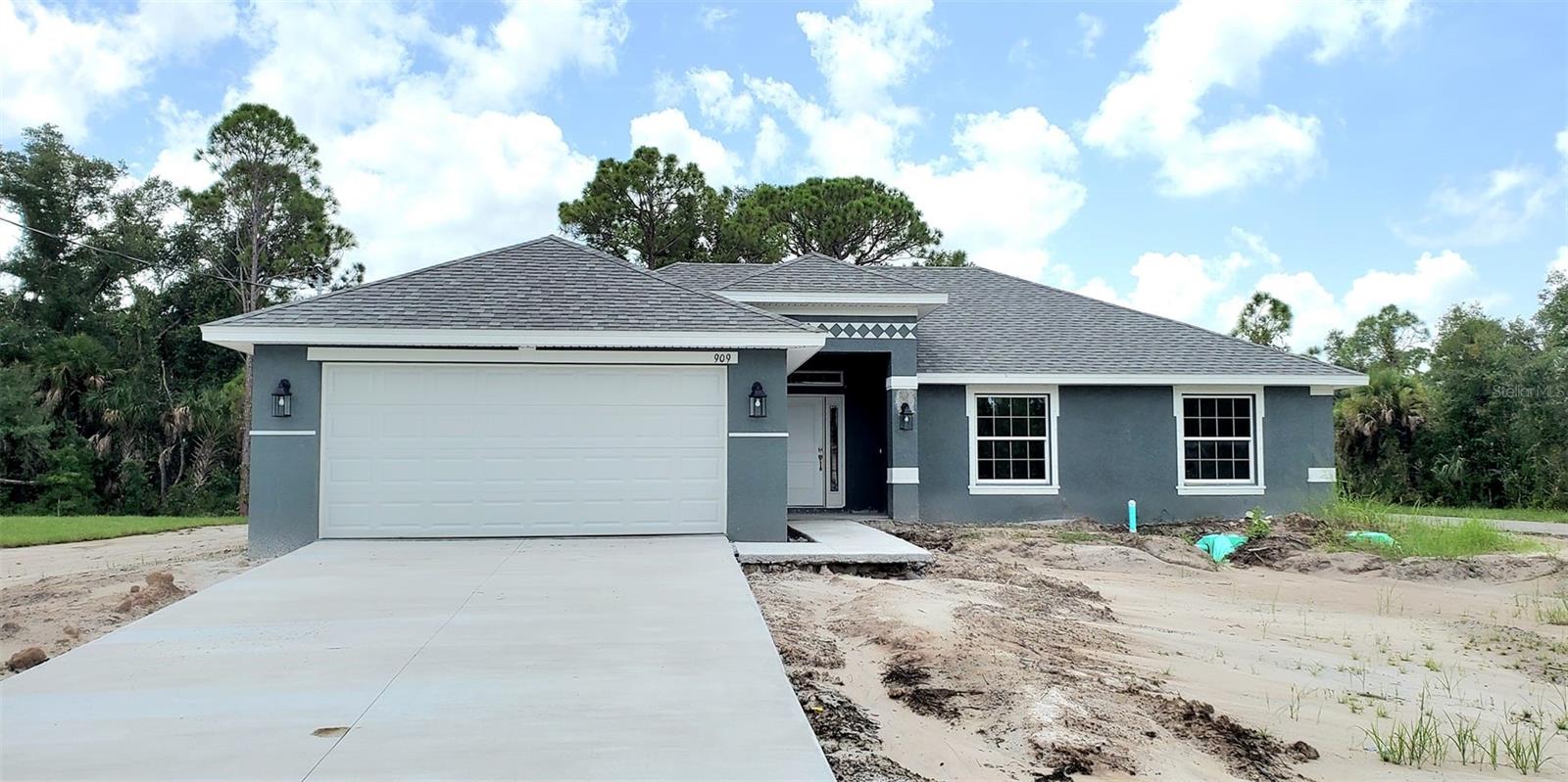 909 BISCAYNE DR, PORT CHARLOTTE, FL, 33953