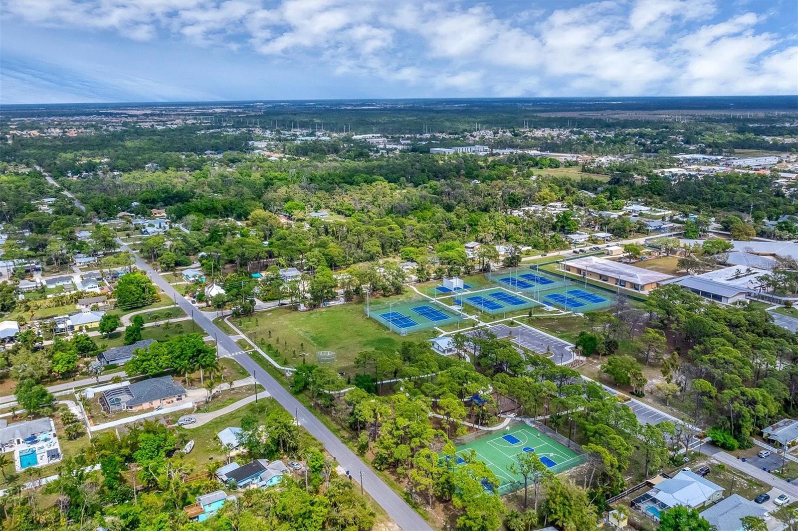 380 W WENTWORTH ST, ENGLEWOOD, FL, 34223