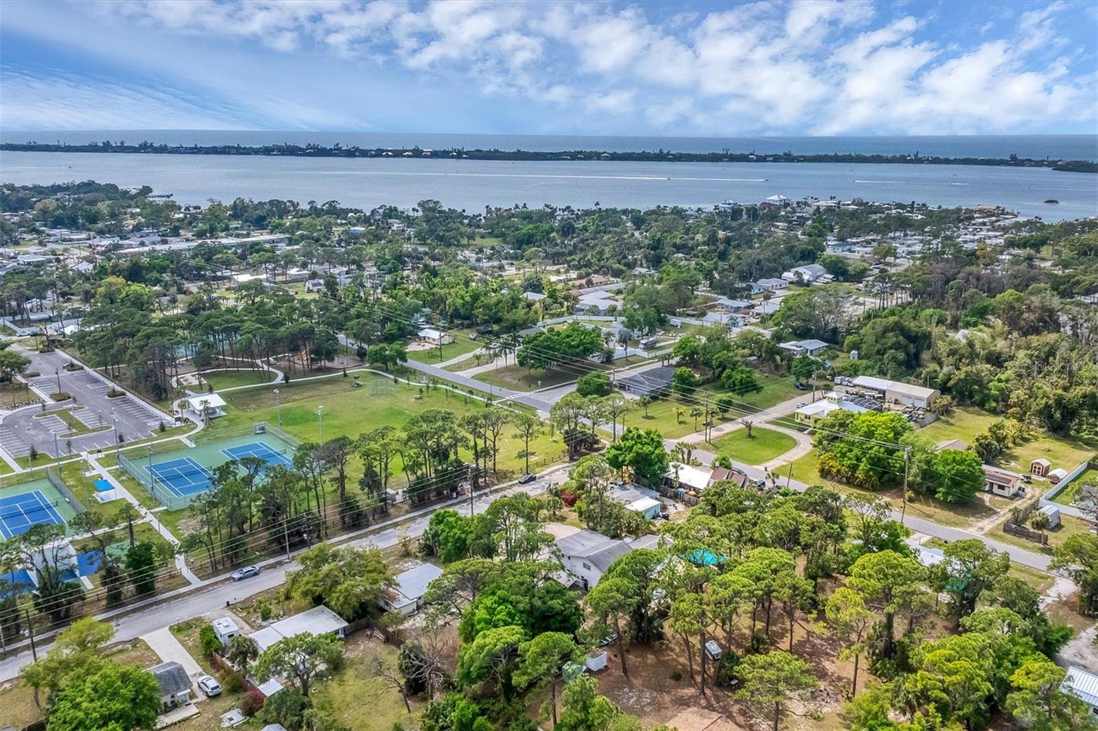 380 W WENTWORTH ST, ENGLEWOOD, FL, 34223
