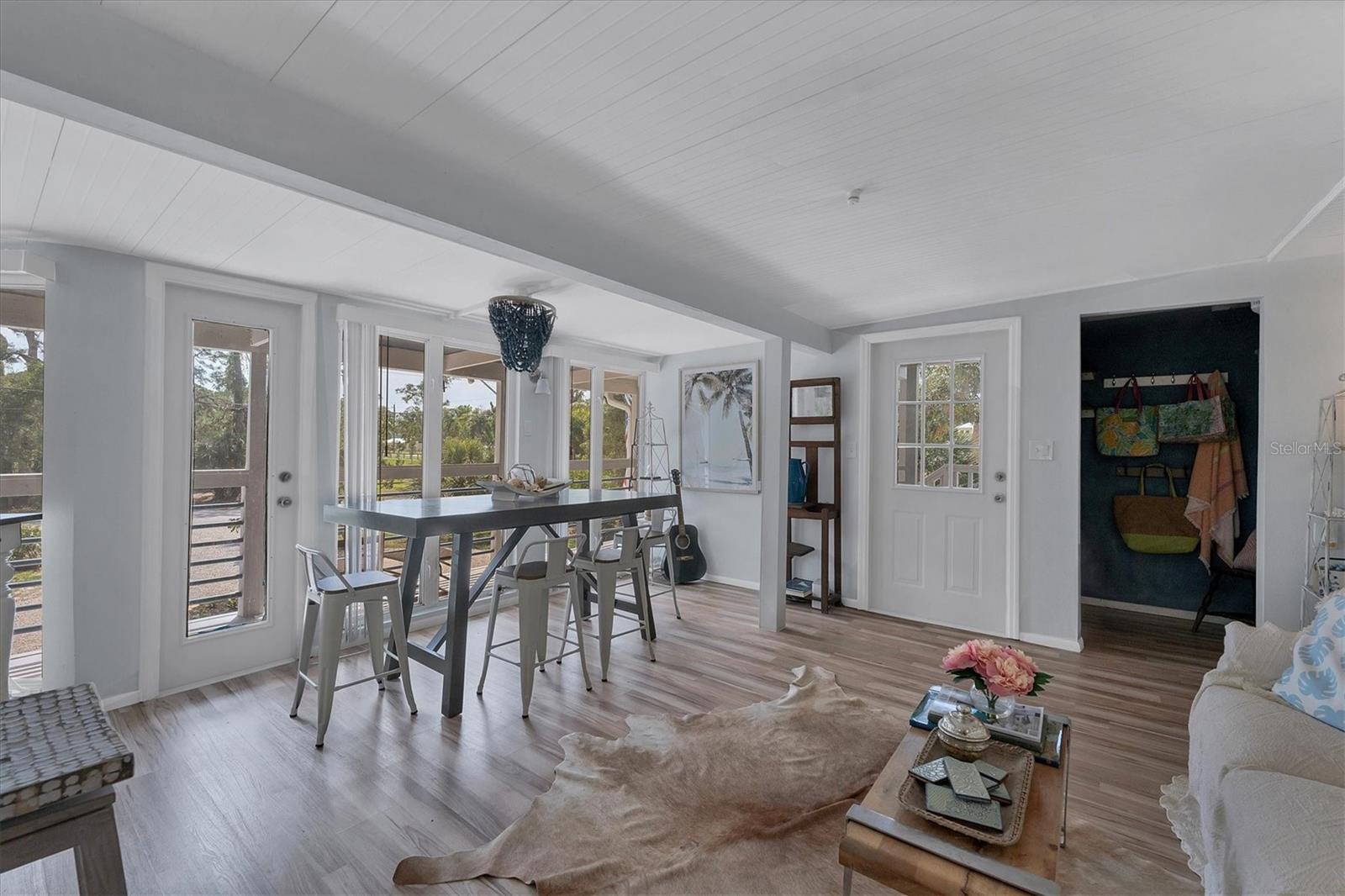 380 W WENTWORTH ST, ENGLEWOOD, FL, 34223