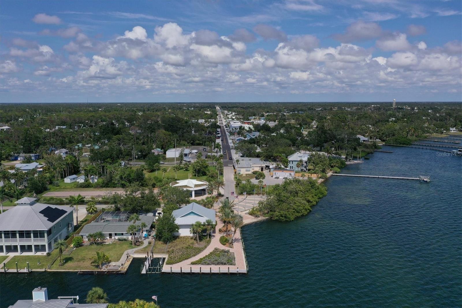 380 W WENTWORTH ST, ENGLEWOOD, FL, 34223