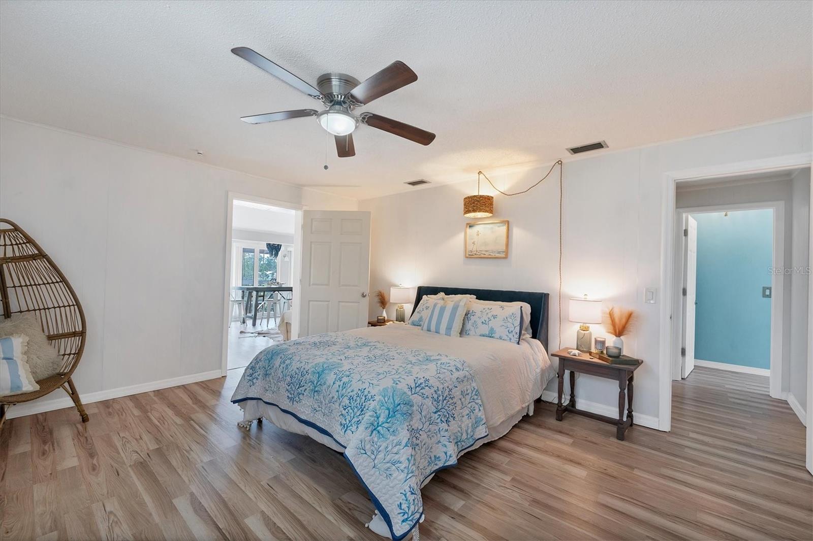 380 W WENTWORTH ST, ENGLEWOOD, FL, 34223
