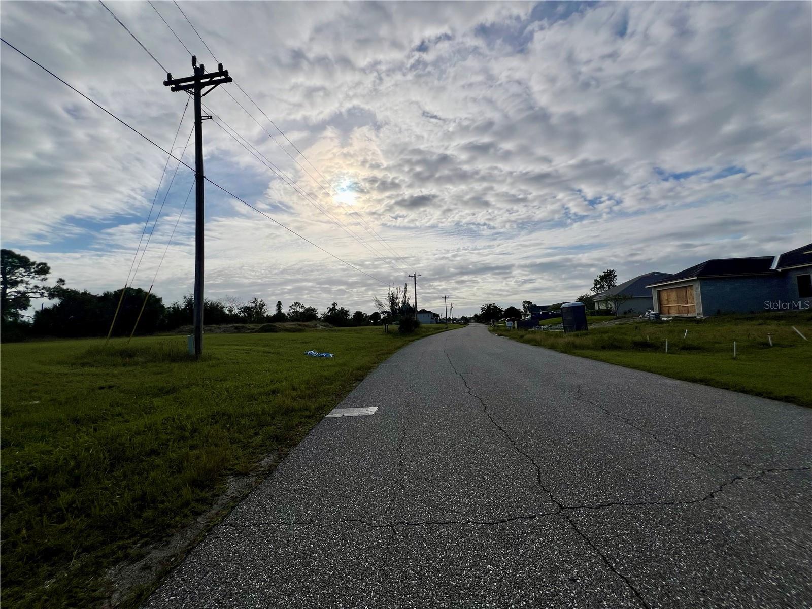 1857 NE 23RD ST, CAPE CORAL, FL, 33909