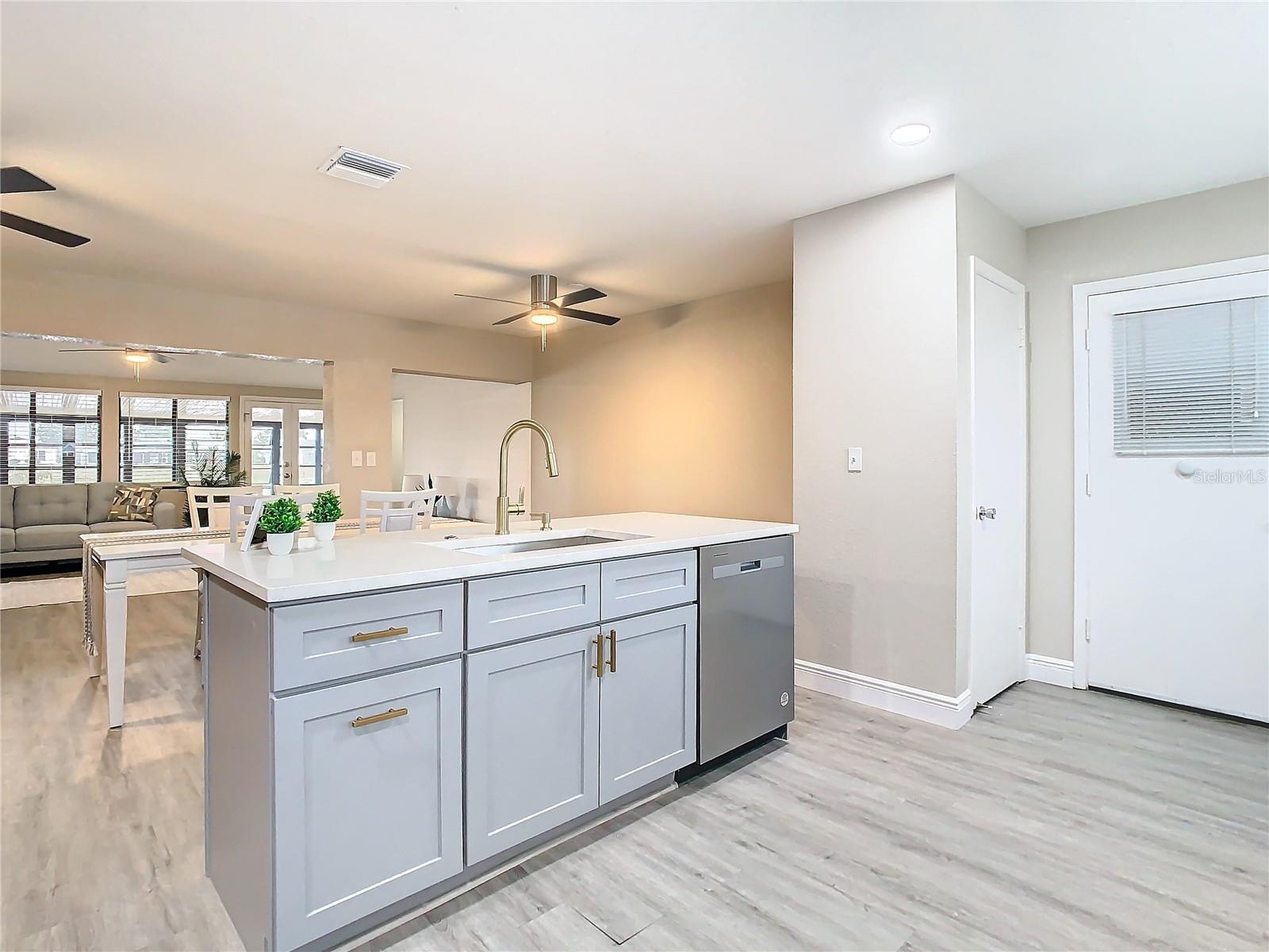1707 TAHOE DR, SUN CITY CENTER, FL, 33573