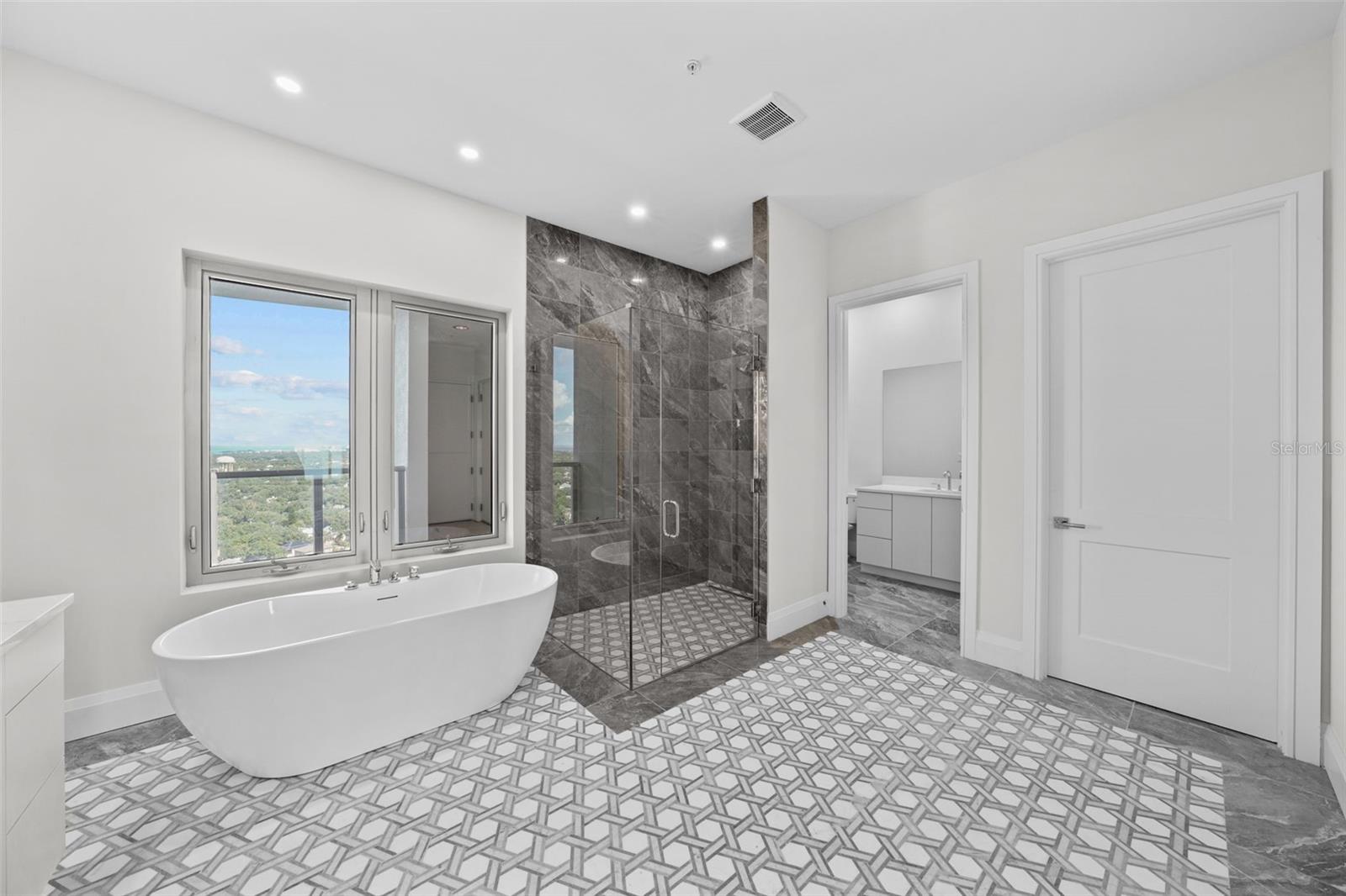 2910 W BARCELONA ST #PH-2302, TAMPA, FL, 33629