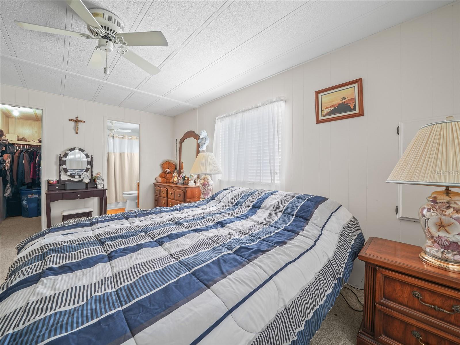 P4929576 Property Photo