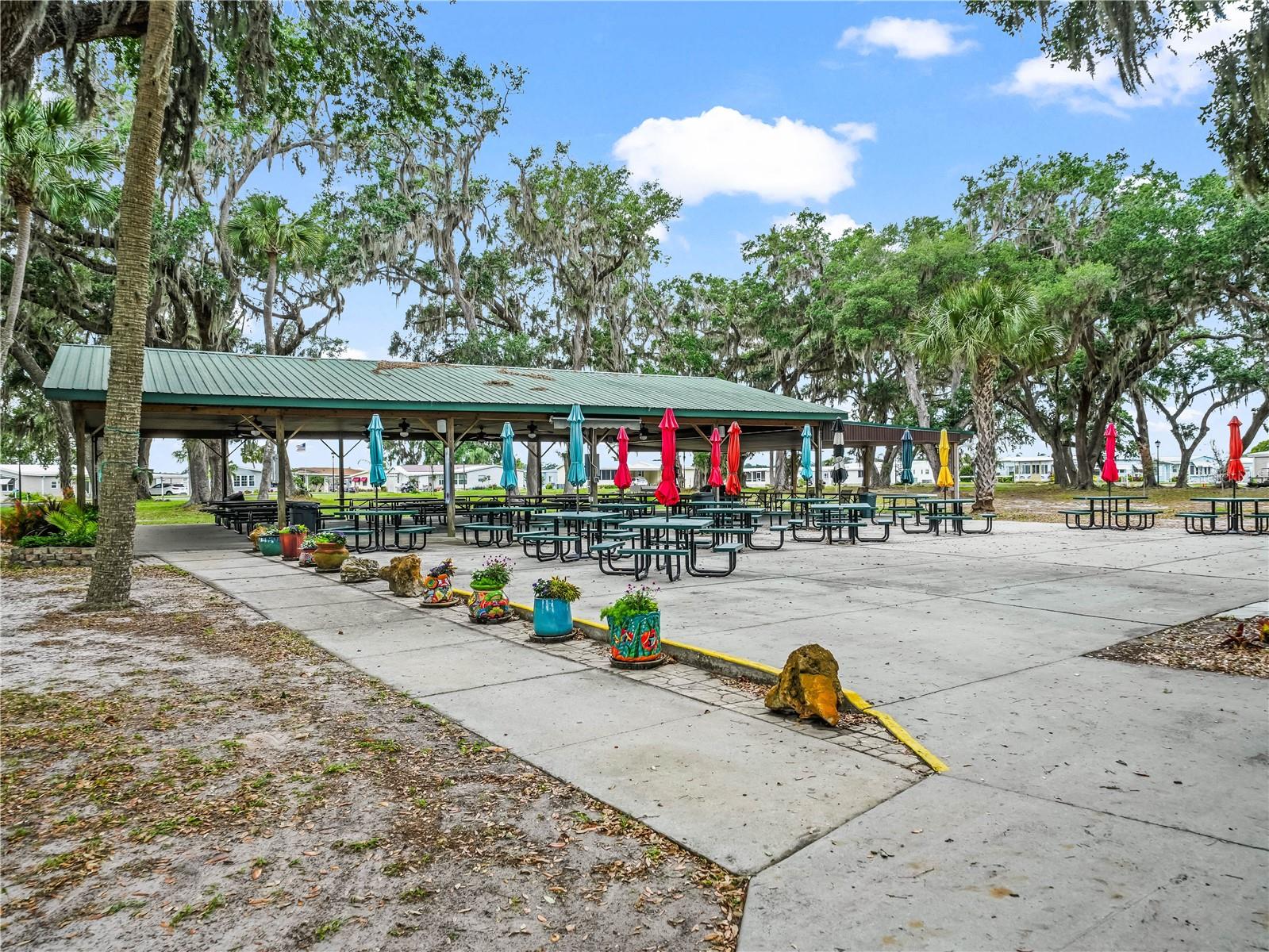 P4929576 Property Photo