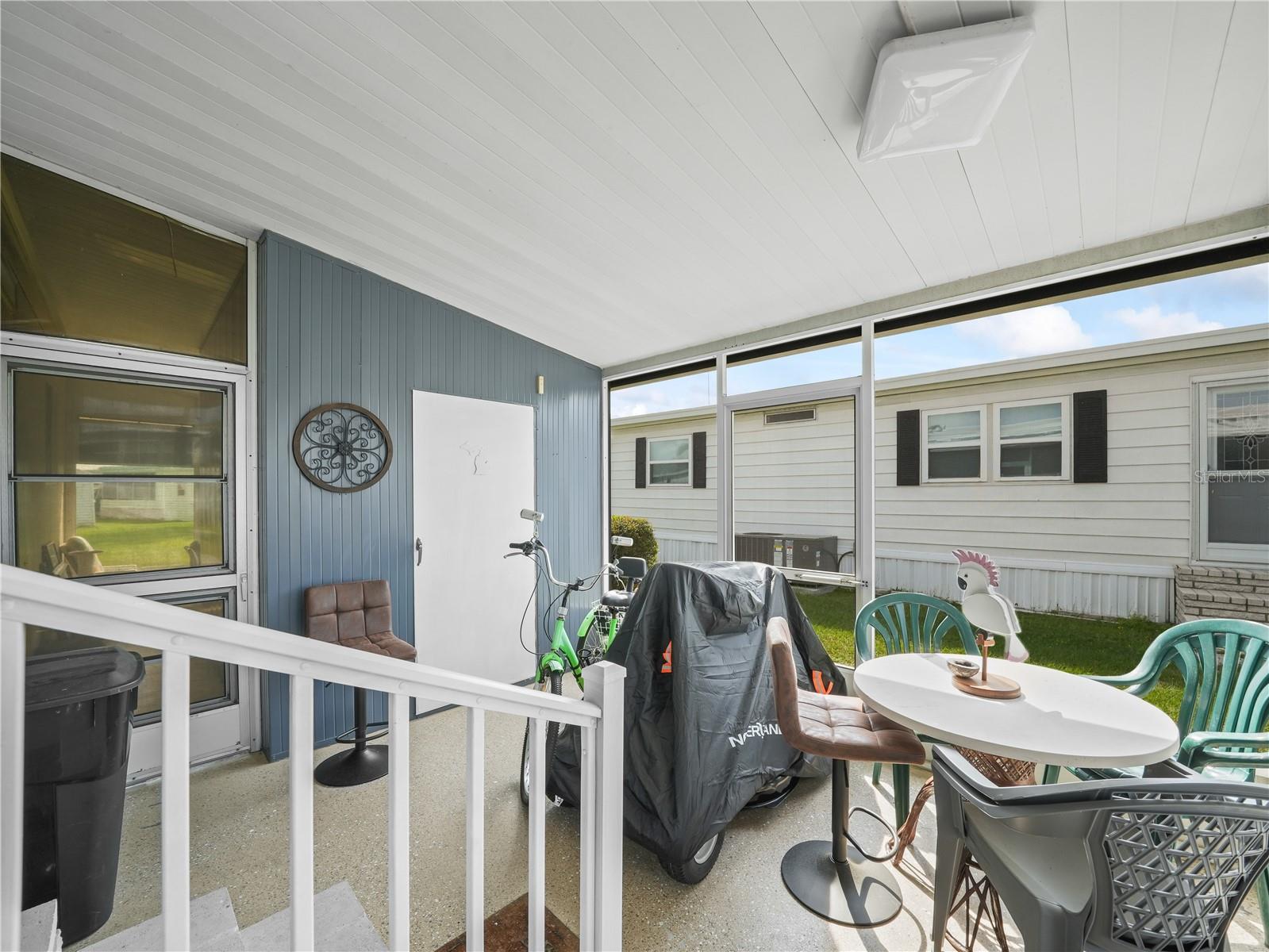 P4929576 Property Photo