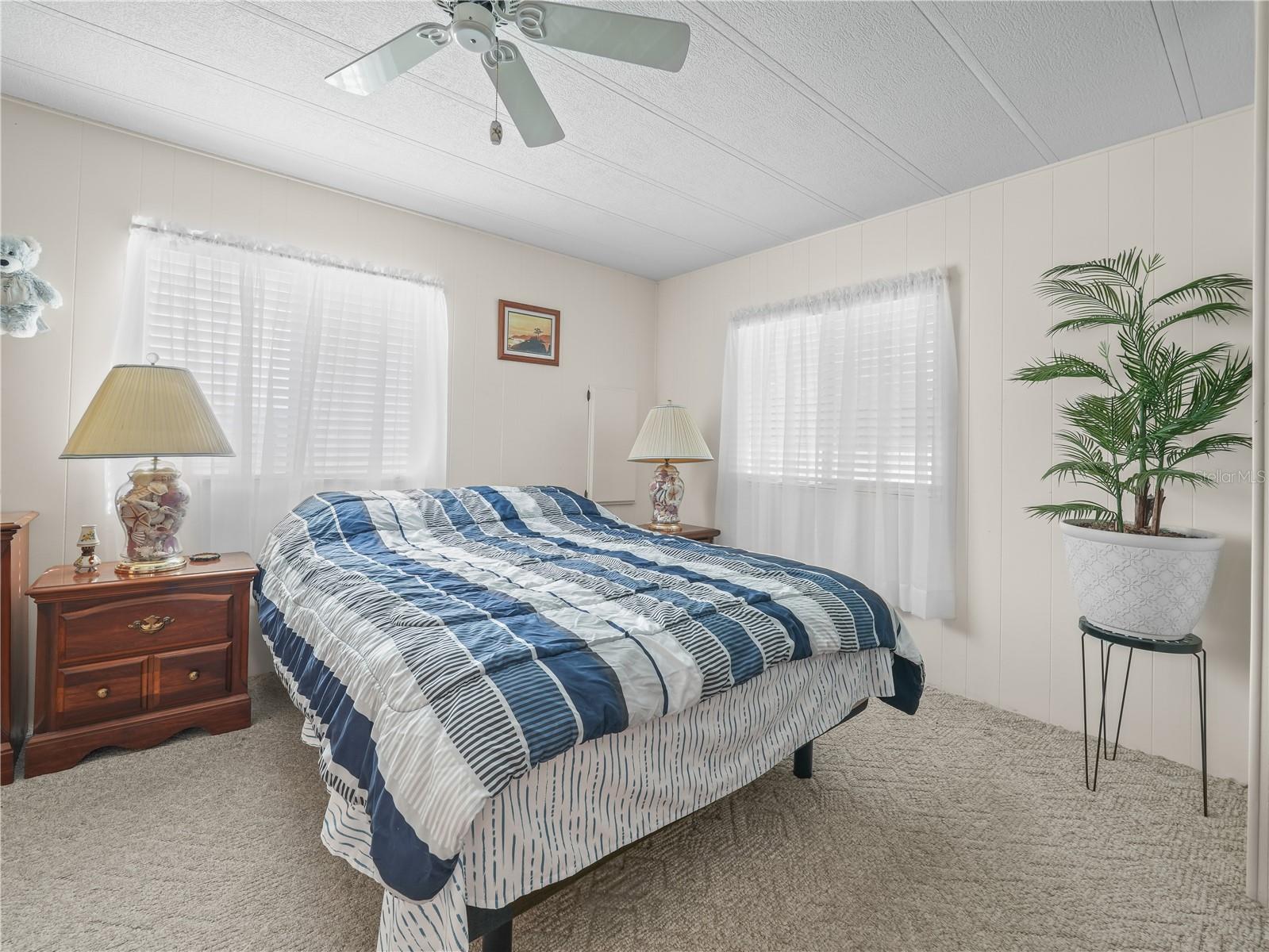 P4929576 Property Photo