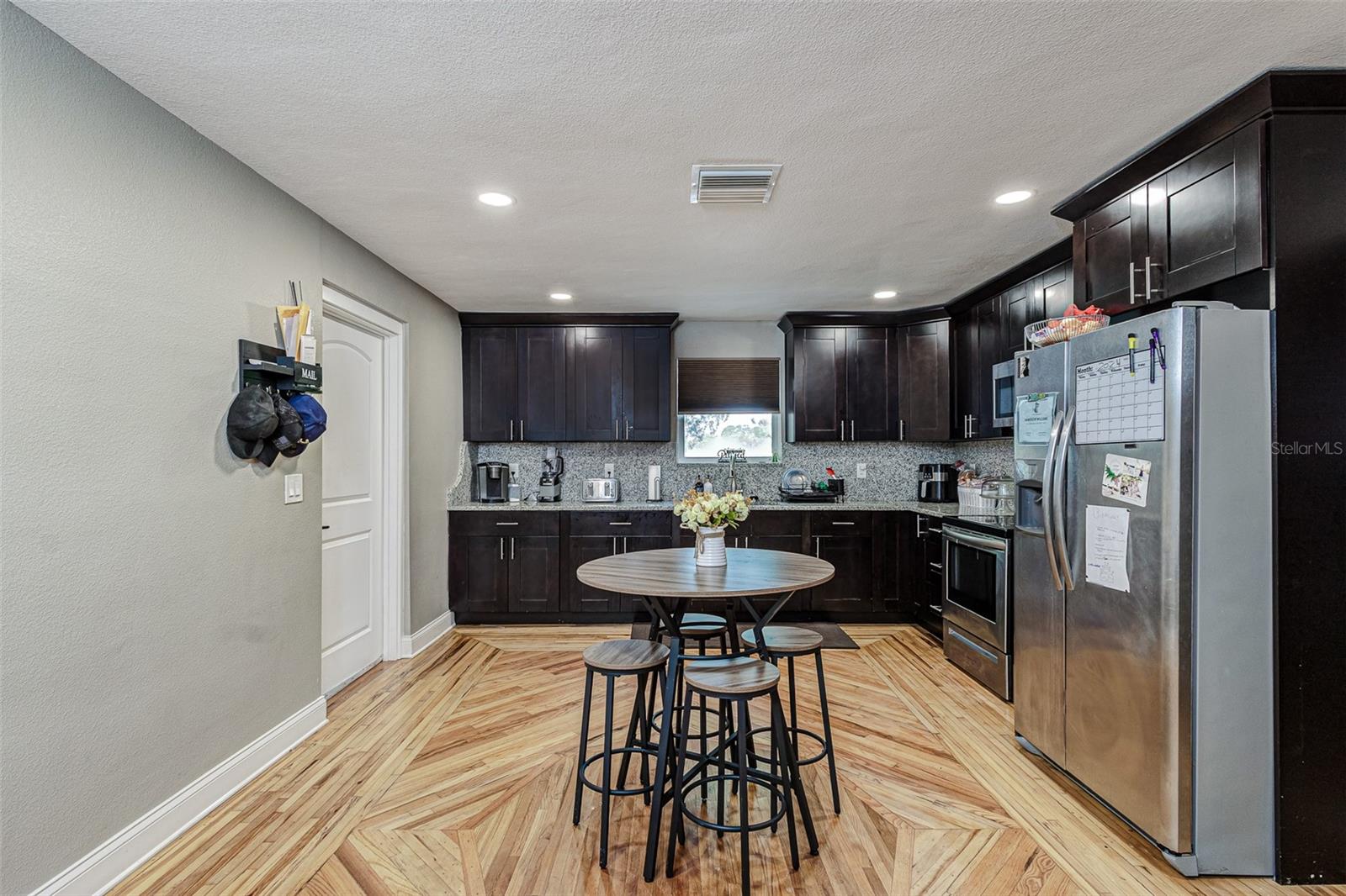 6628 1ST ST N, ST PETERSBURG, FL, 33702