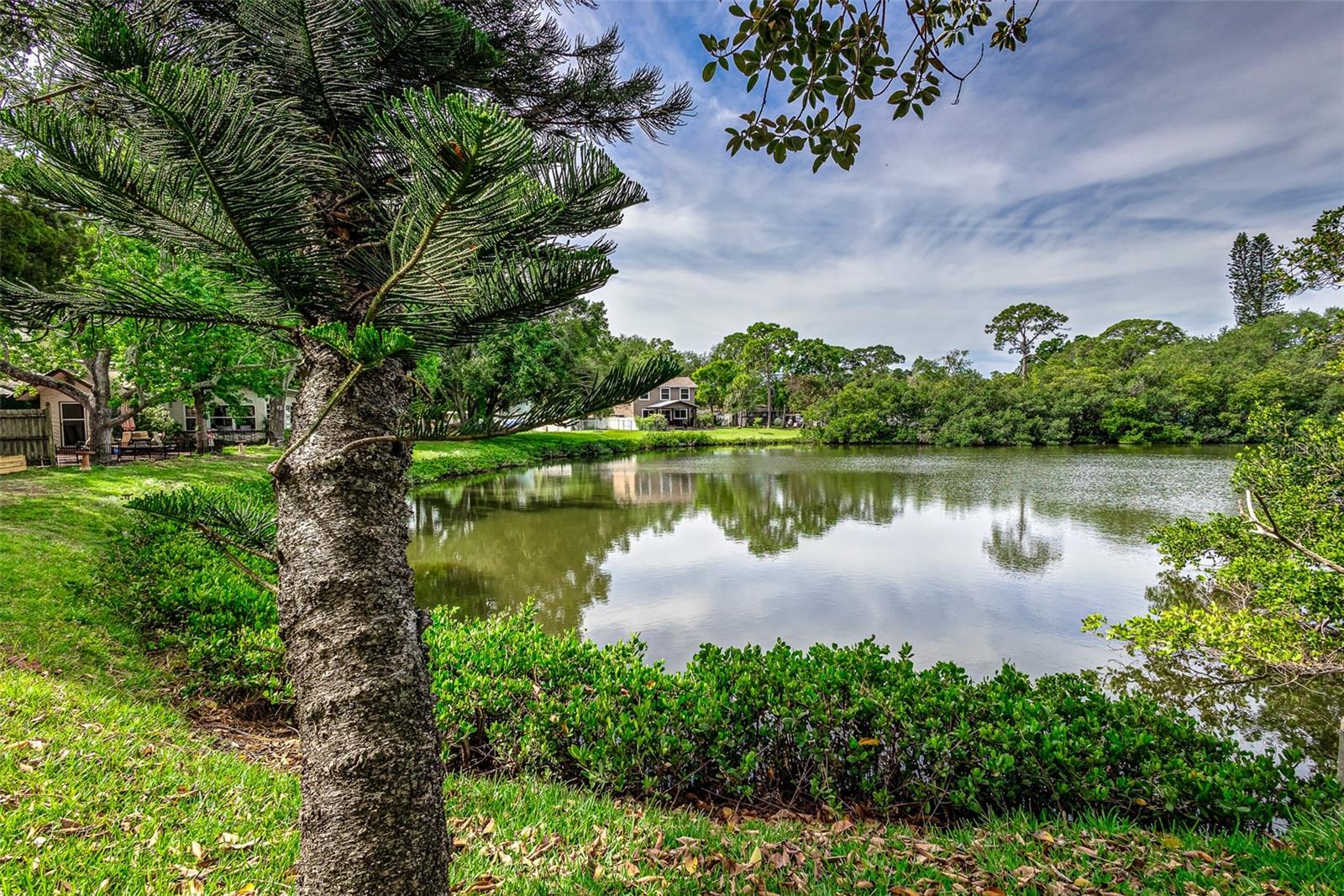 6628 1ST ST N, ST PETERSBURG, FL, 33702