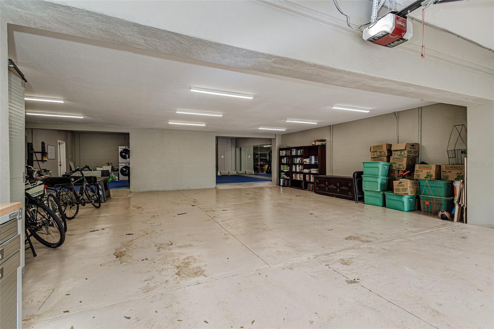 6628 1ST ST N, ST PETERSBURG, FL, 33702