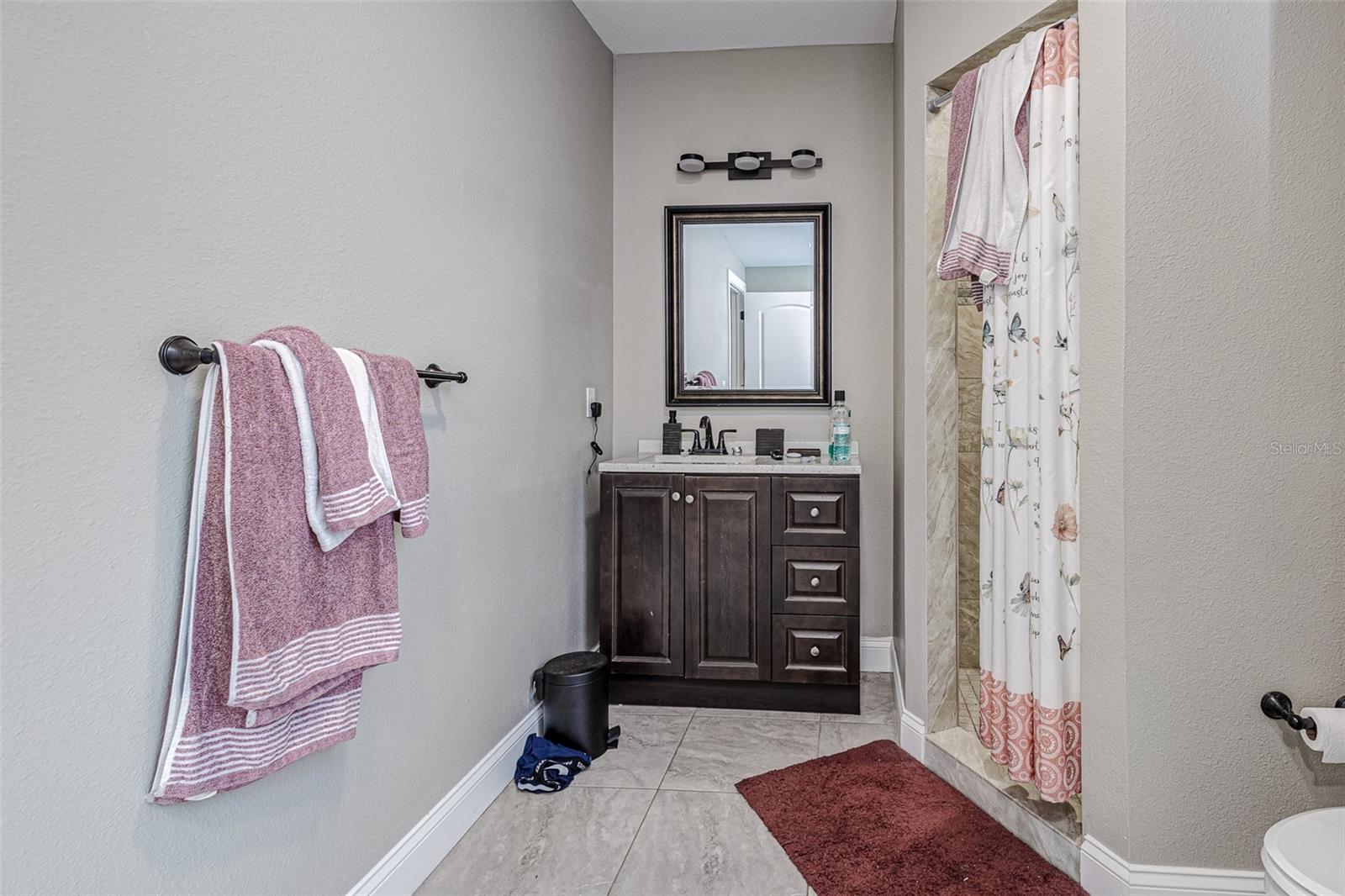 6628 1ST ST N, ST PETERSBURG, FL, 33702