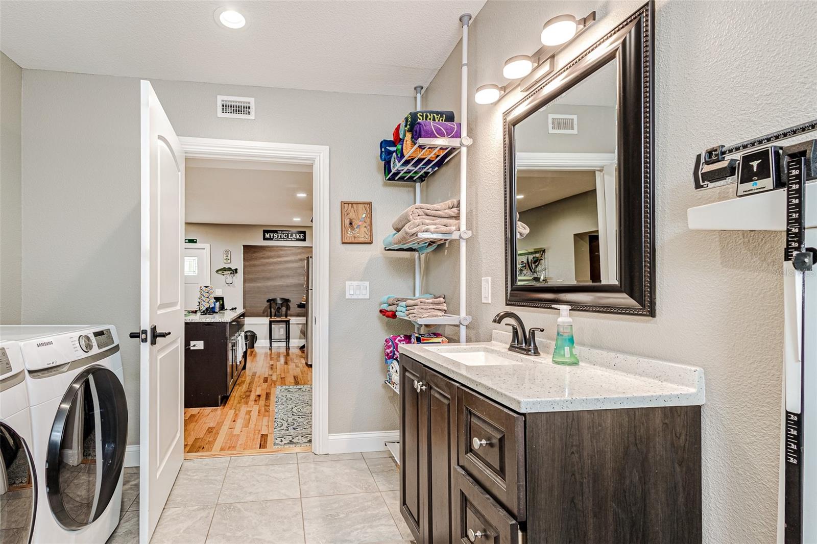 6628 1ST ST N, ST PETERSBURG, FL, 33702