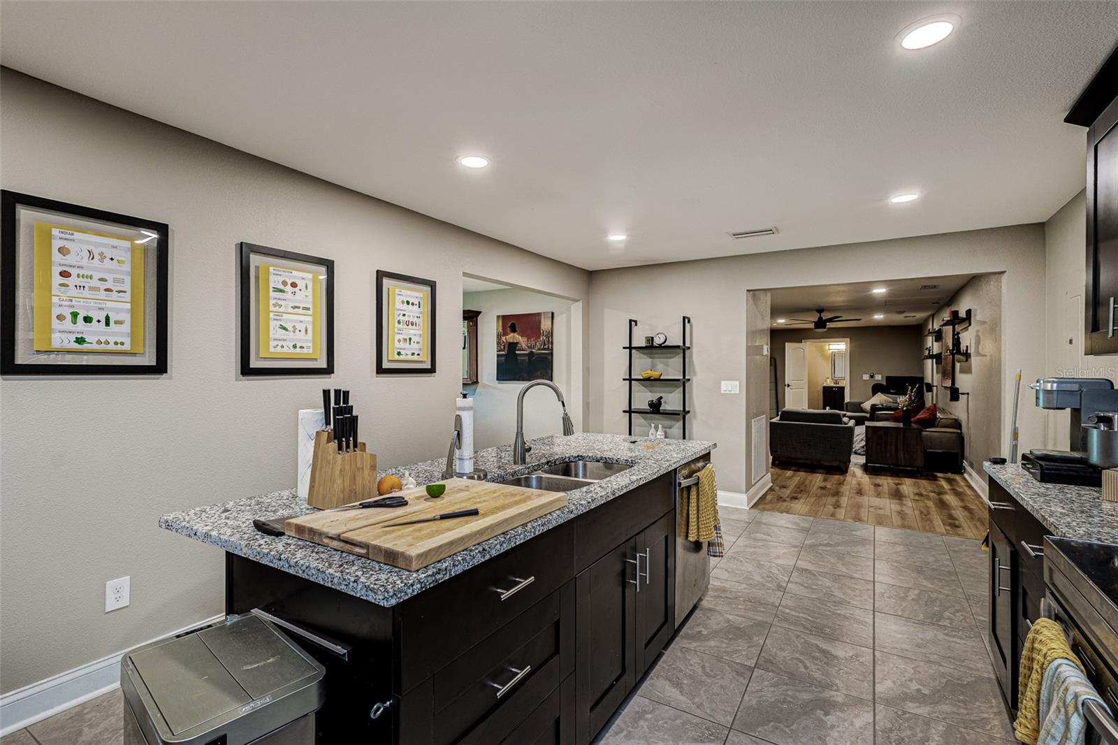 6628 1ST ST N, ST PETERSBURG, FL, 33702