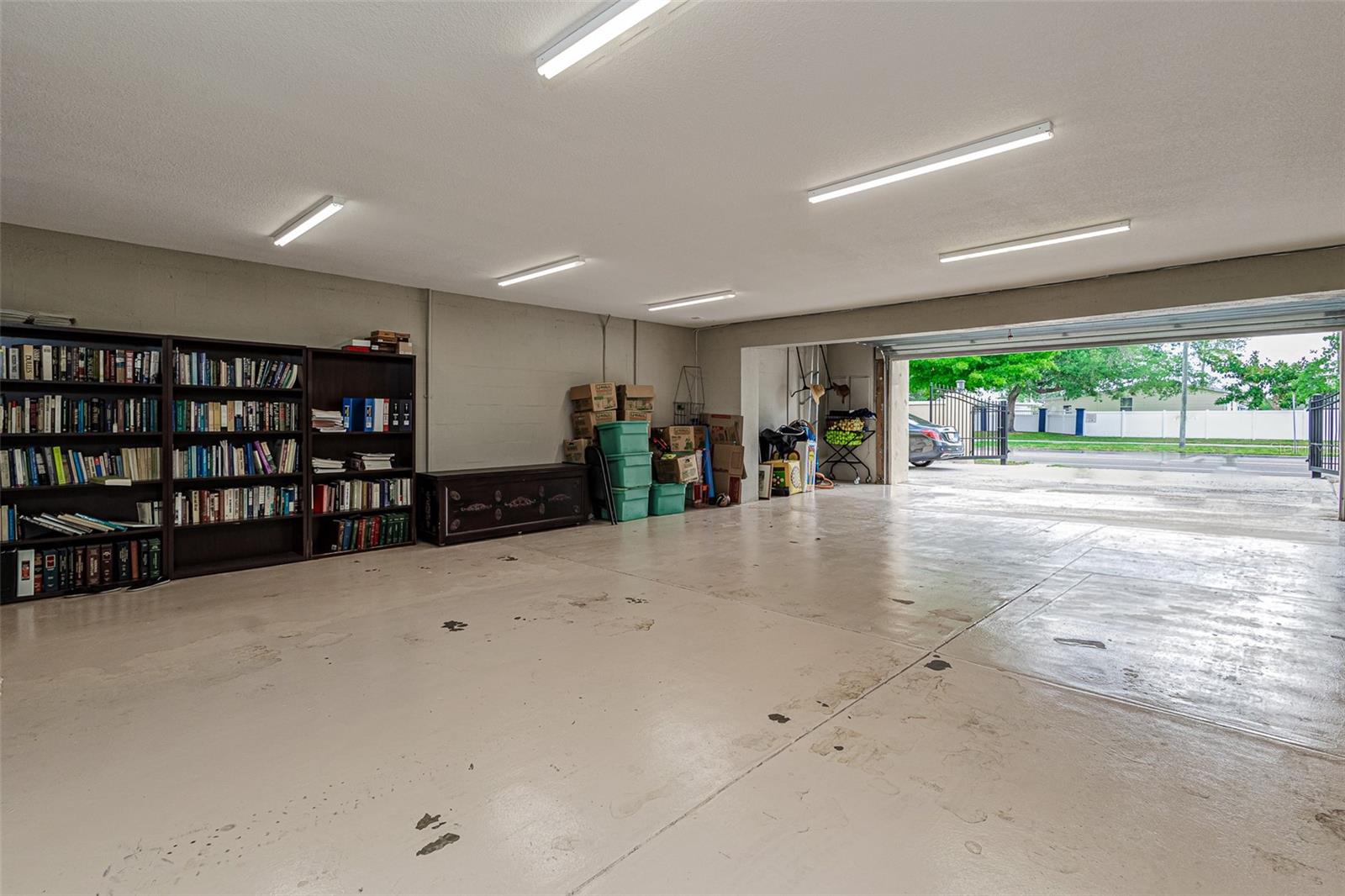 6628 1ST ST N, ST PETERSBURG, FL, 33702