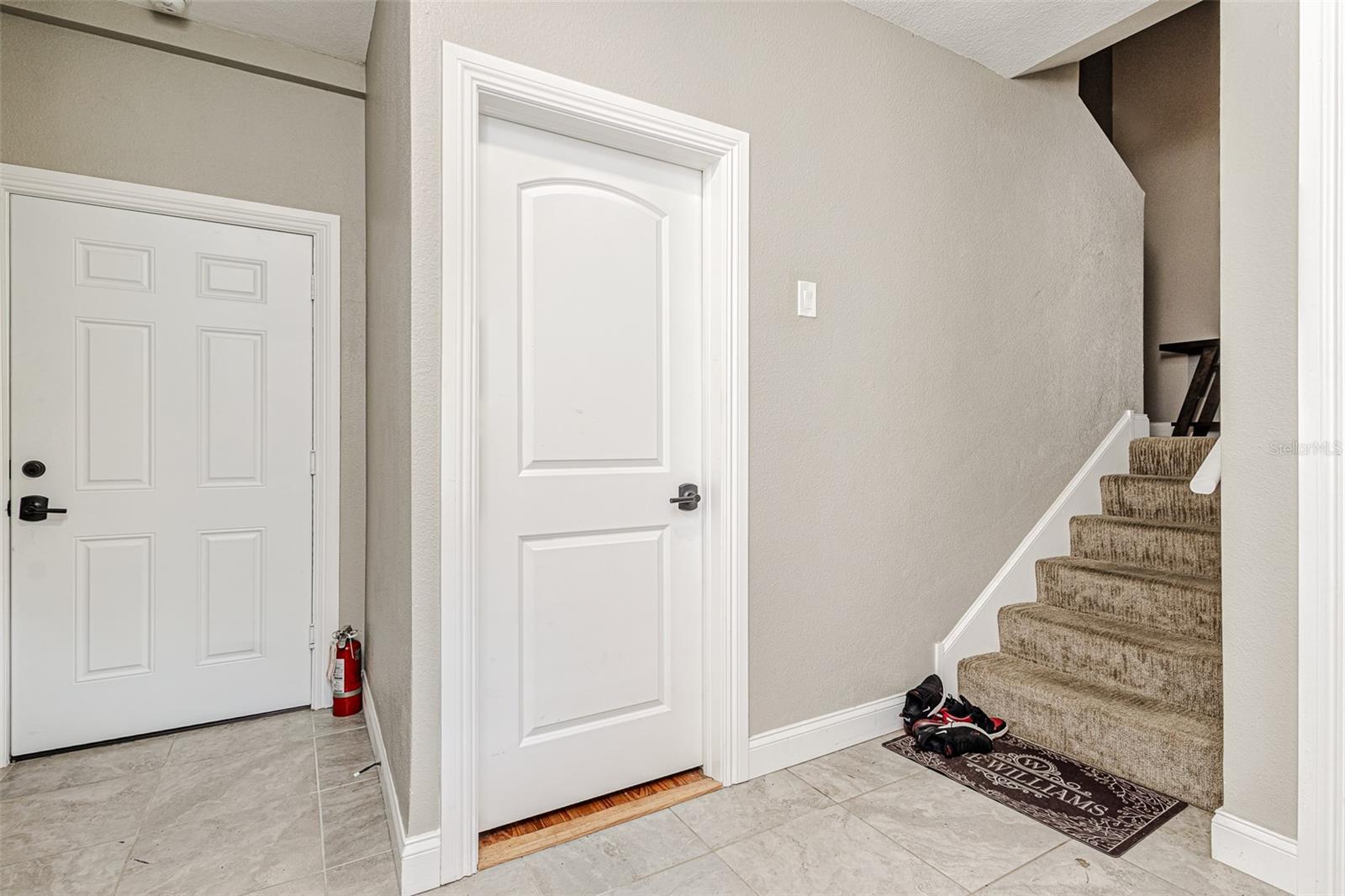 6628 1ST ST N, ST PETERSBURG, FL, 33702