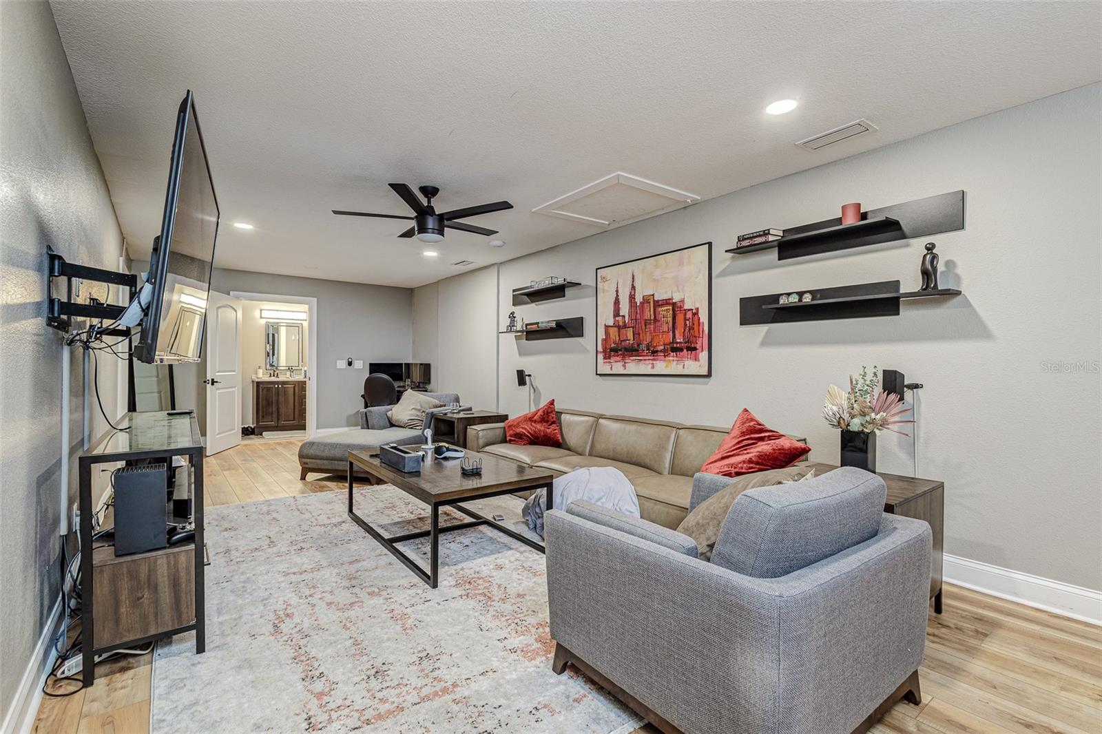 6628 1ST ST N, ST PETERSBURG, FL, 33702