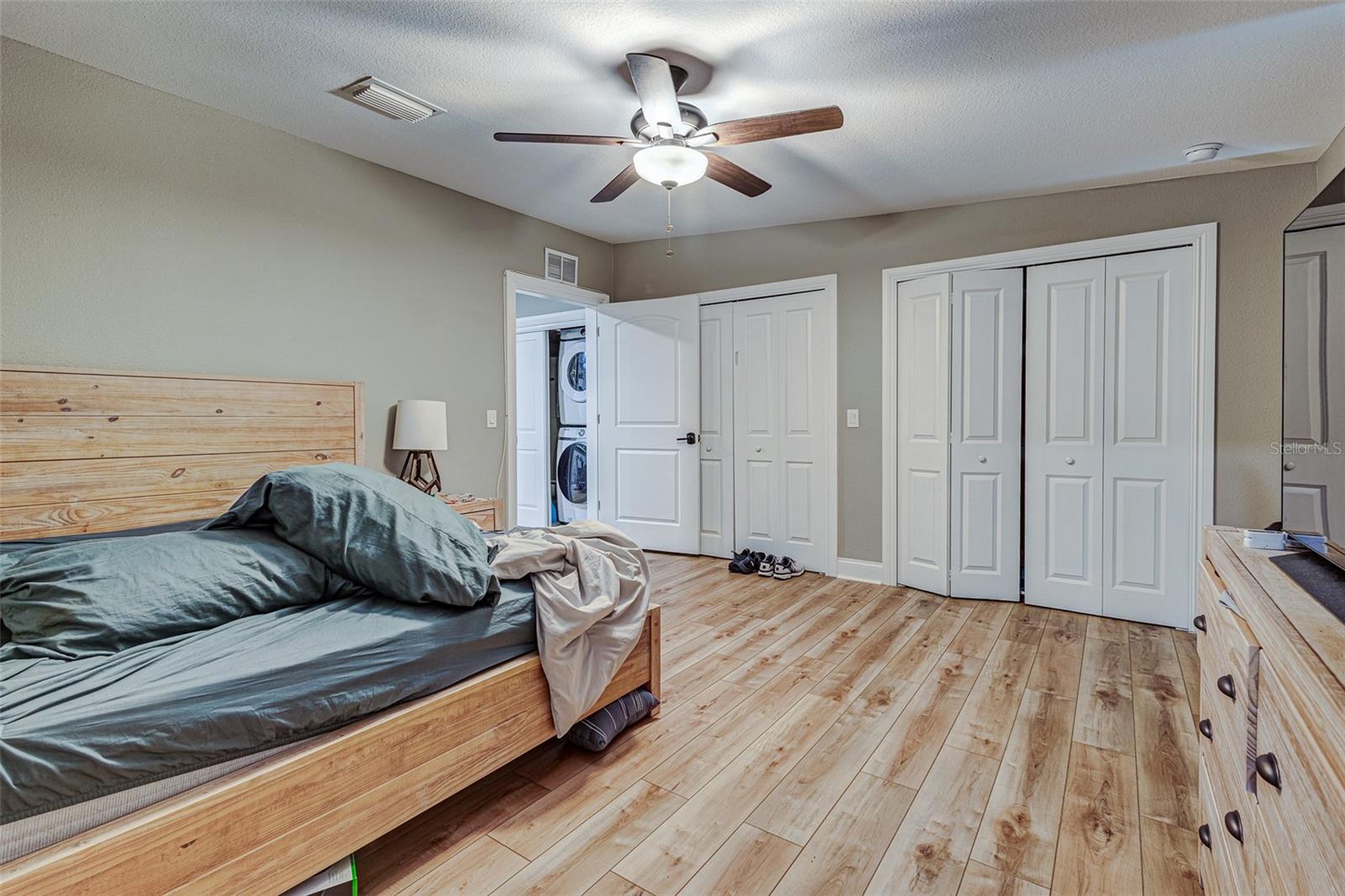 6628 1ST ST N, ST PETERSBURG, FL, 33702