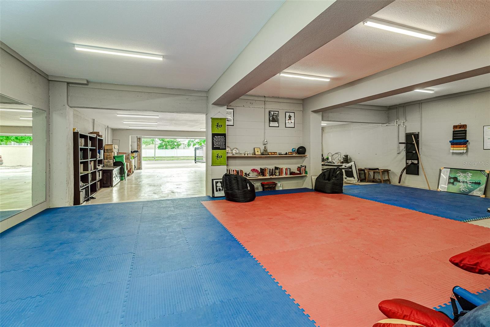 6628 1ST ST N, ST PETERSBURG, FL, 33702