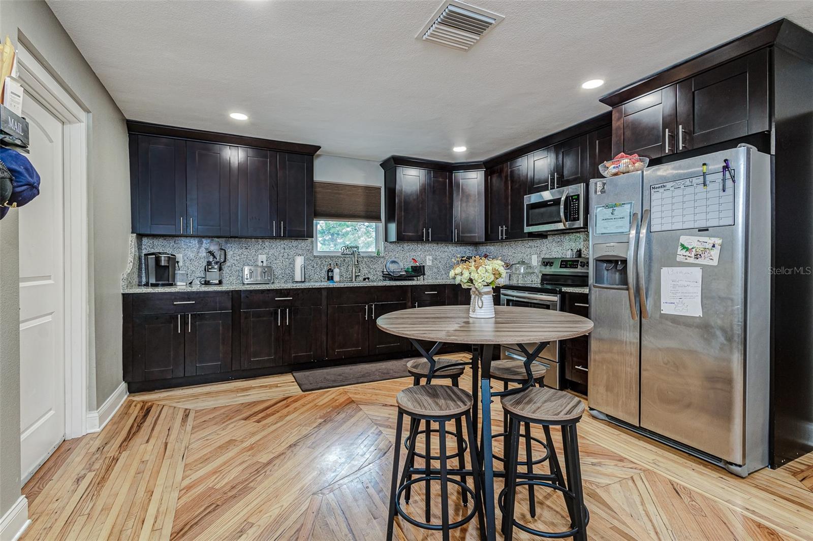 6628 1ST ST N, ST PETERSBURG, FL, 33702