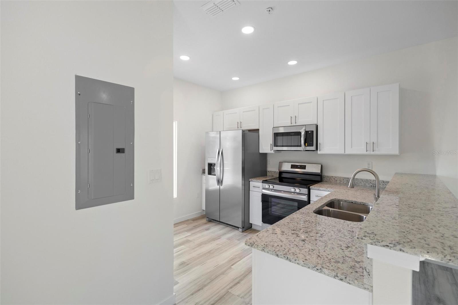 262 ROYAL PALM DR #101,102,103,201,202,203, KISSIMMEE, FL, 34743