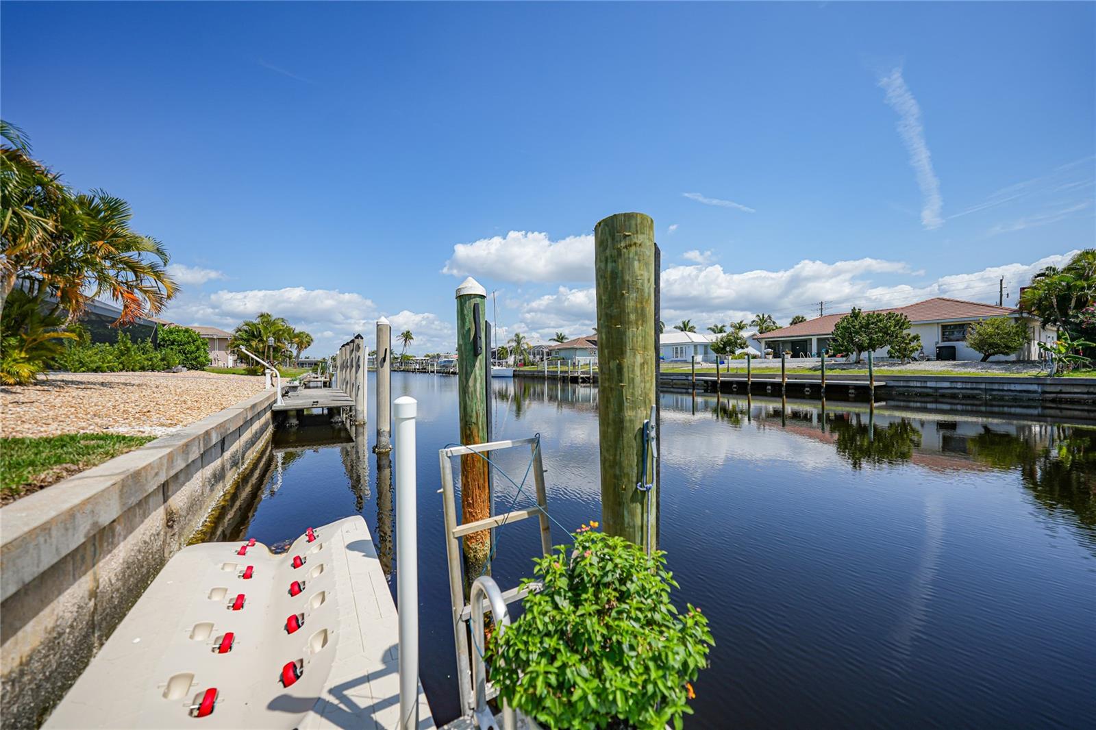 2477 SIERRA LN, PUNTA GORDA, FL, 33950