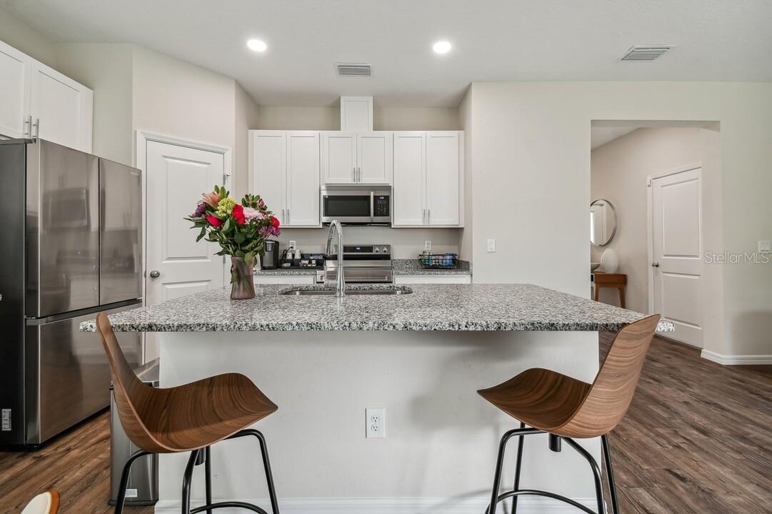 9104 WADE ST, WEEKI WACHEE, FL, 34613