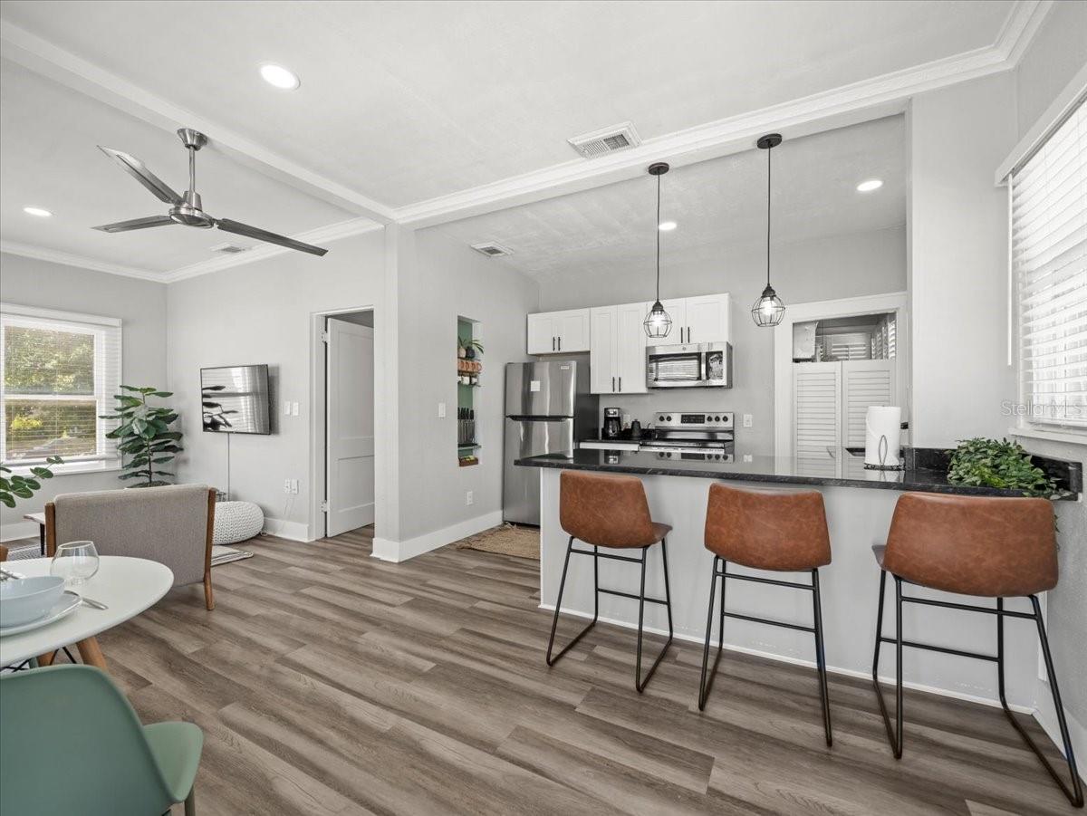 243 21ST AVE N, ST PETERSBURG, FL, 33704