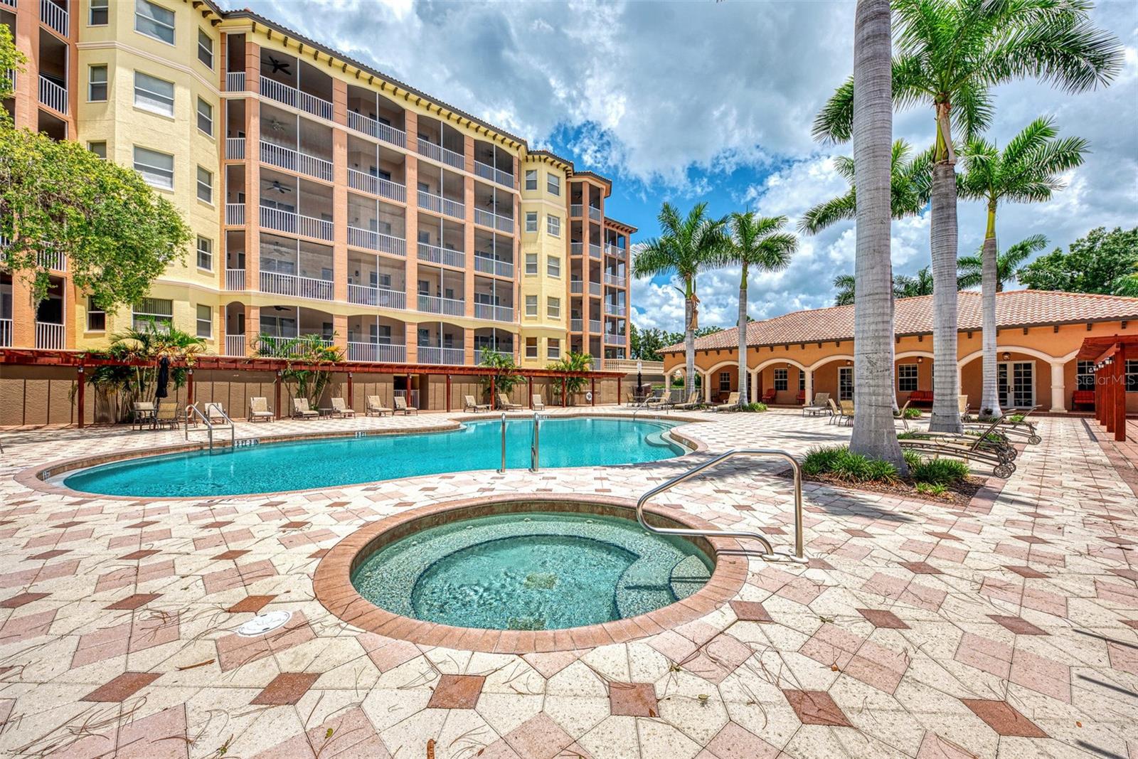 5531 CANNES CIR #704, SARASOTA, FL, 34231