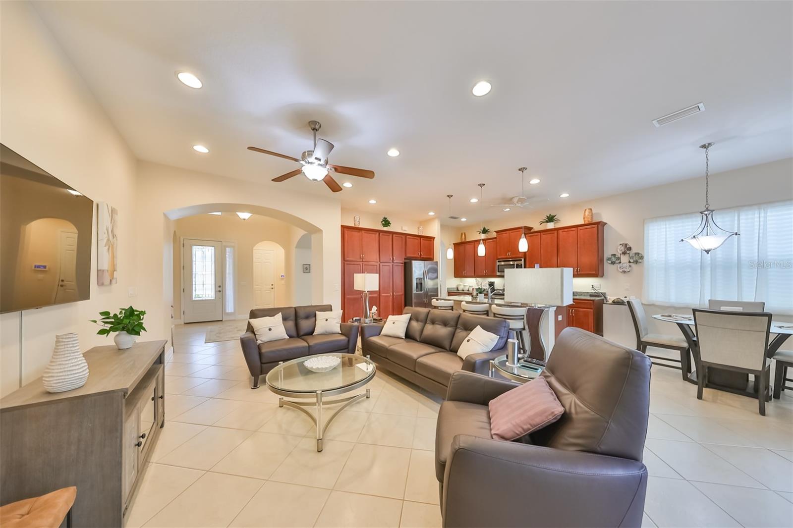 1519 EMERALD DUNES DR, SUN CITY CENTER, FL, 33573