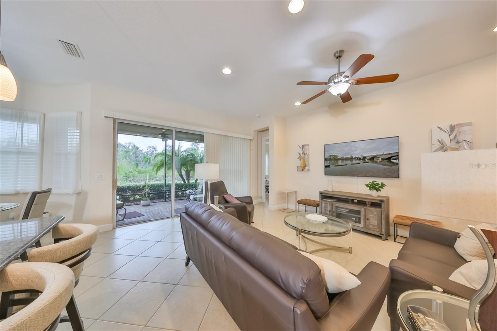 1519 EMERALD DUNES DR, SUN CITY CENTER, FL, 33573