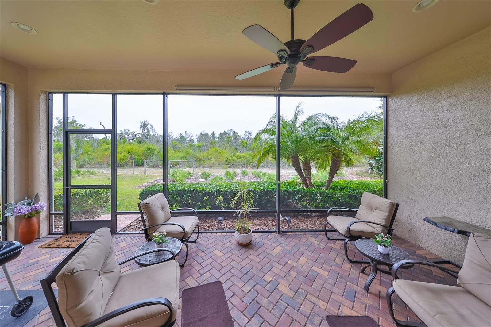 1519 EMERALD DUNES DR, SUN CITY CENTER, FL, 33573