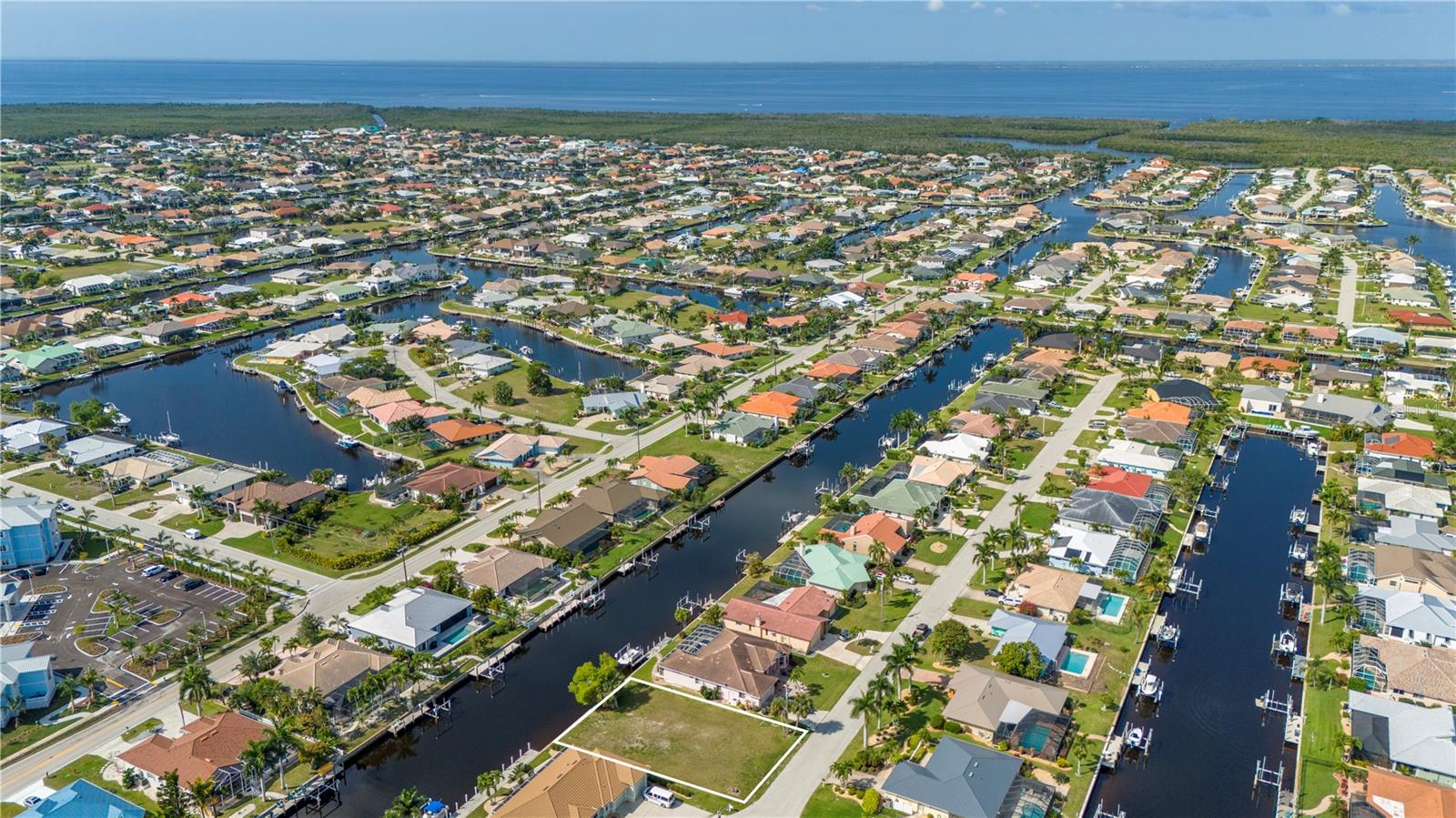 2065 VIA ESPLANADE, PUNTA GORDA, FL, 33950